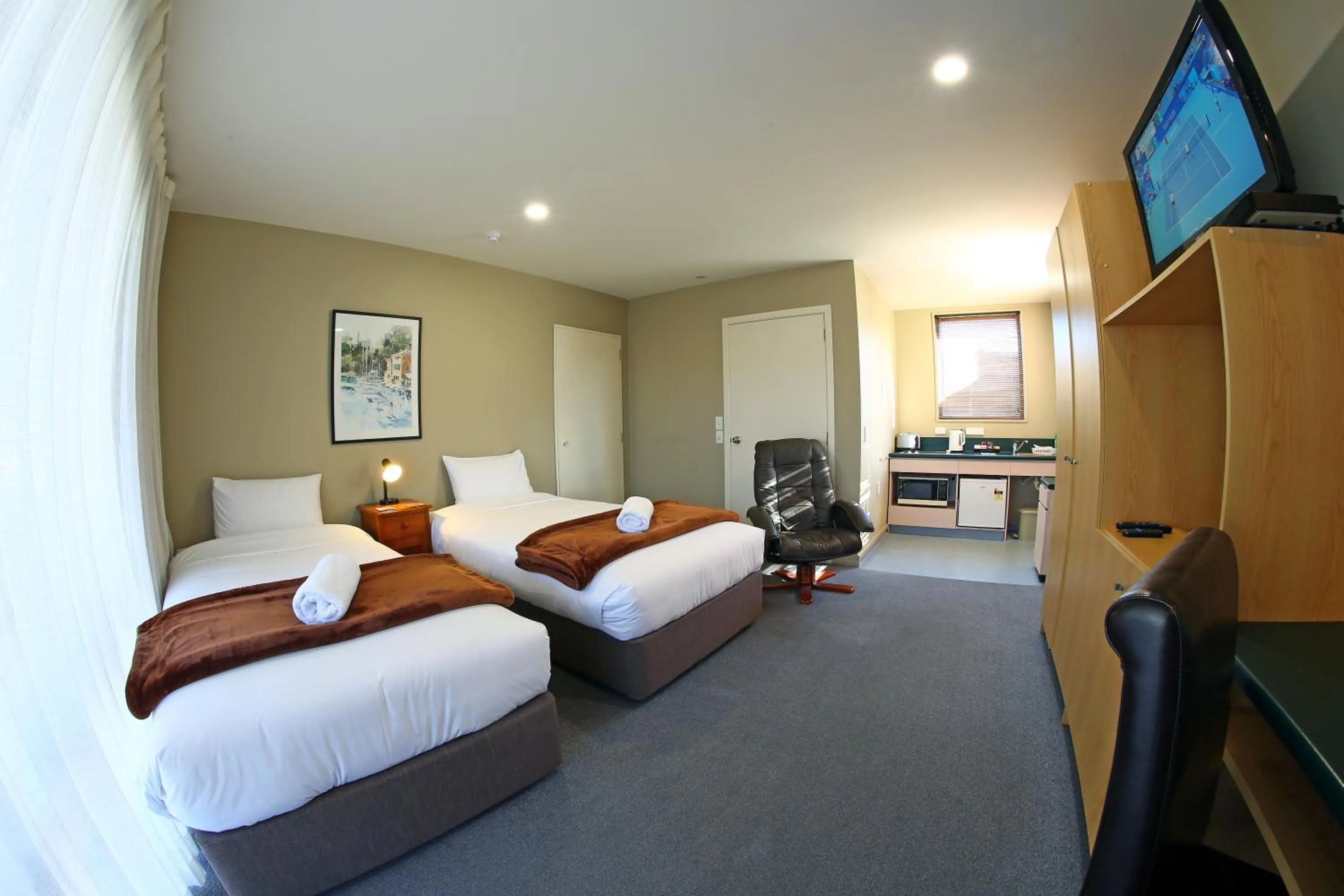 Standard Twin Room in Heritage Court Lodge Oamaru