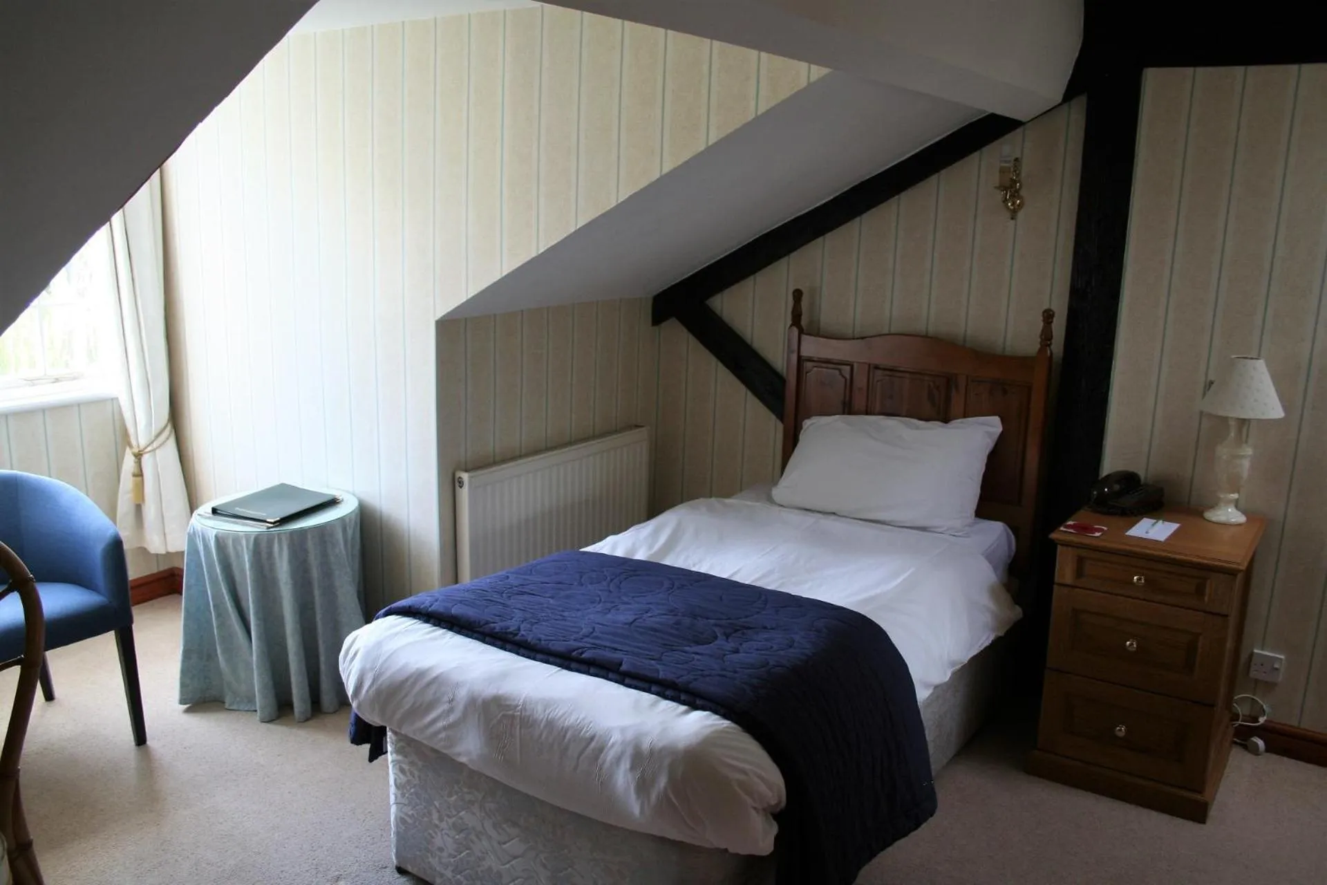 Single Room in Chiseldon House Hotel