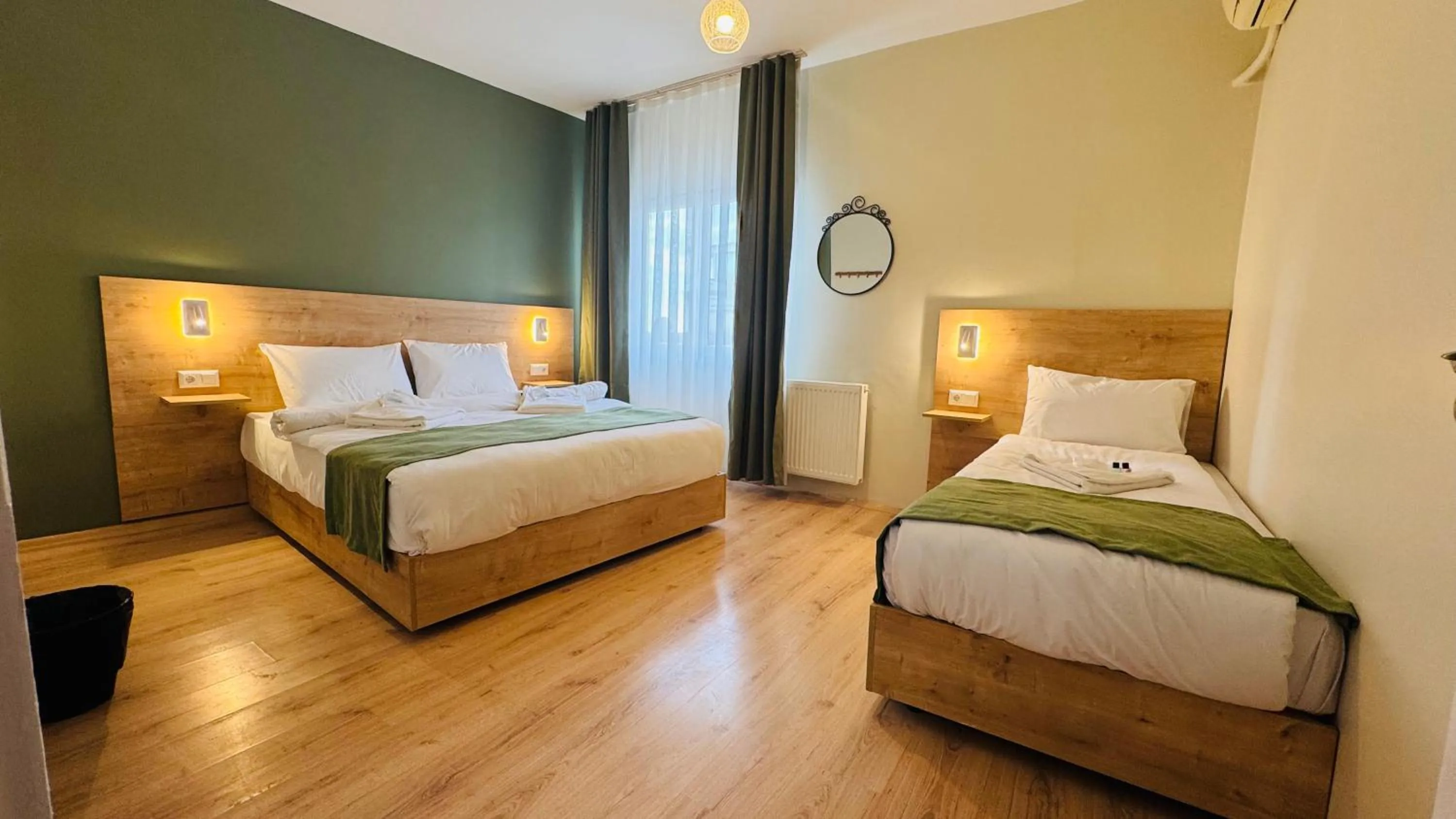 Twin Room with Bathroom in Sultan Hostel & Guesthouse