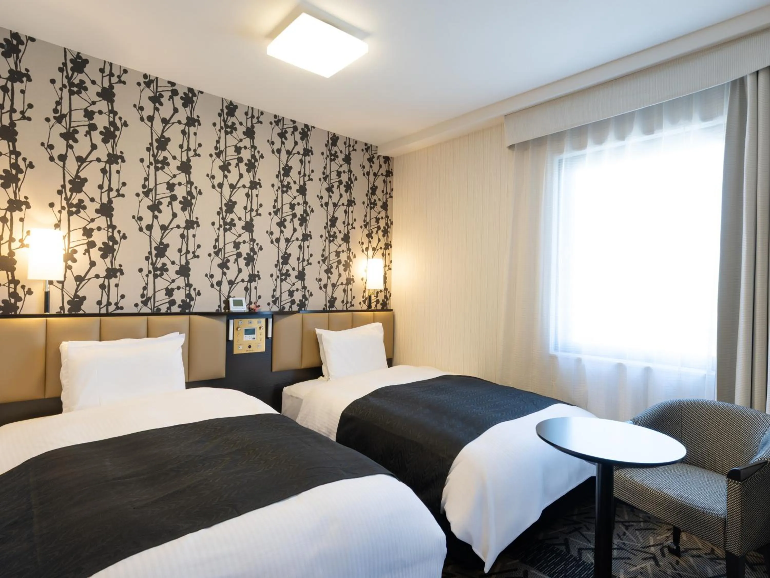 Standard Twin Room with Free access to Lounge - Non-Smoking in APA Hotel STAY Toyama