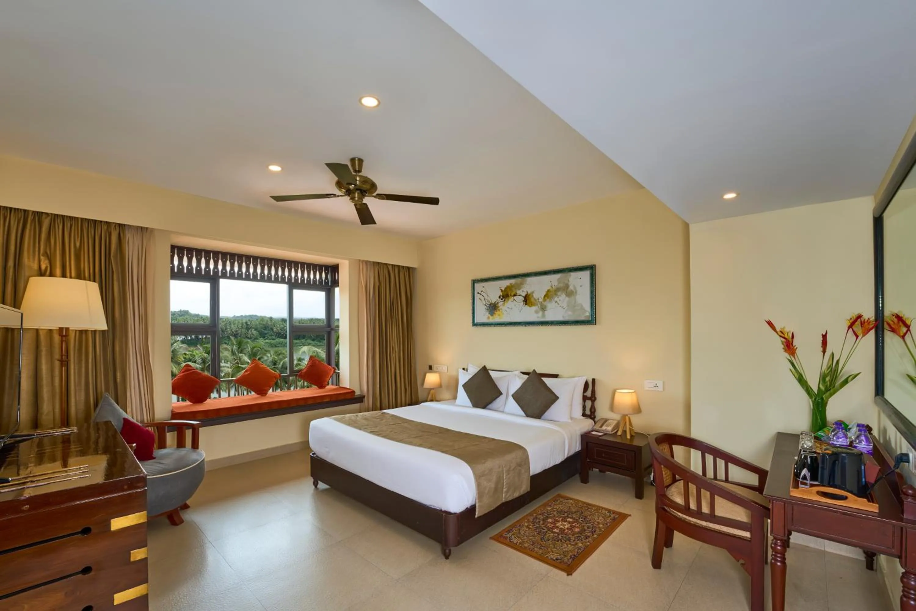 Luxury Suite - single occupancy - Free WiFi in The Raviz Kadavu, Kozhikode