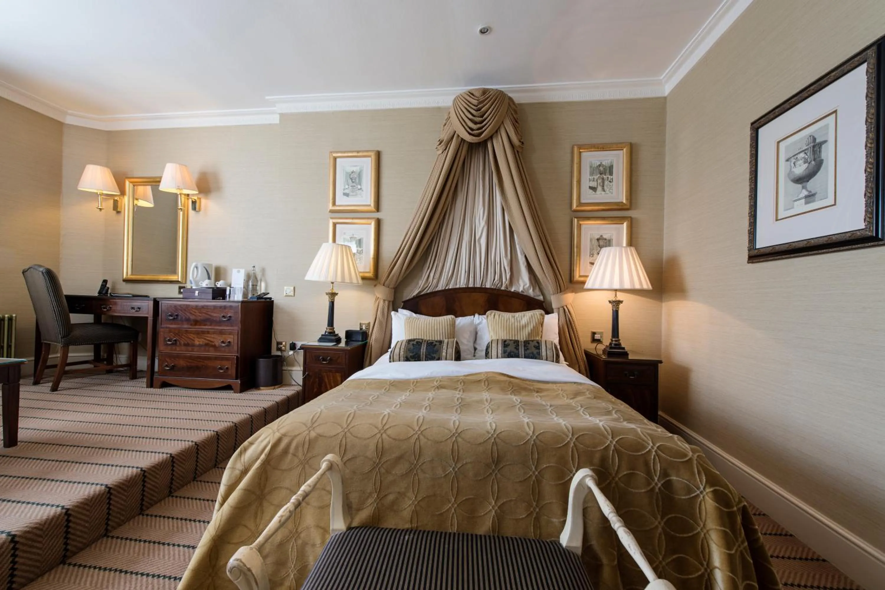 Deluxe Double or Twin Room in The Colonnade