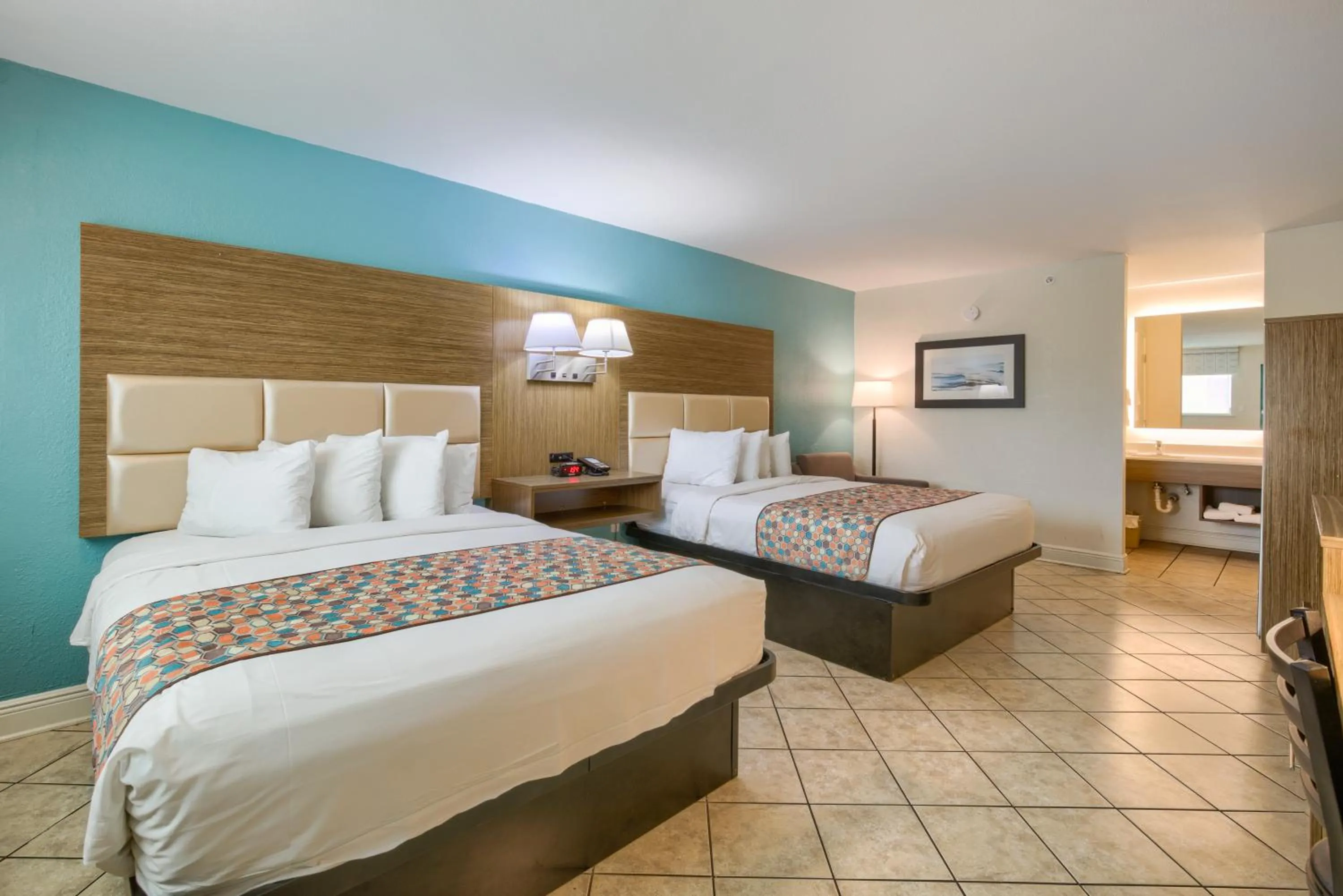 Queen Room with Two Queen Beds in Beachside Resort Hotel