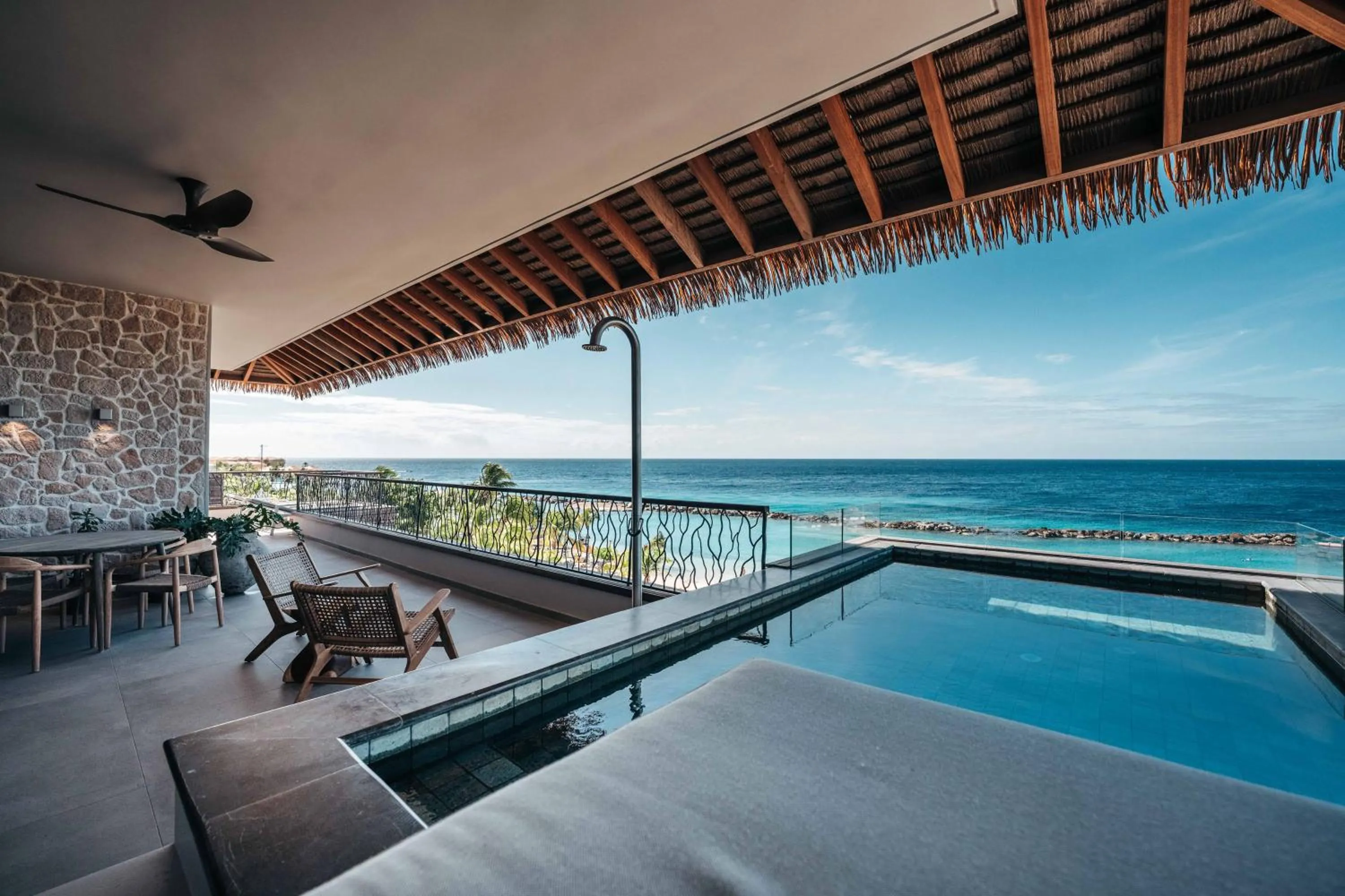 Penthouse Seaview Suite in Kontiki Beach Resort