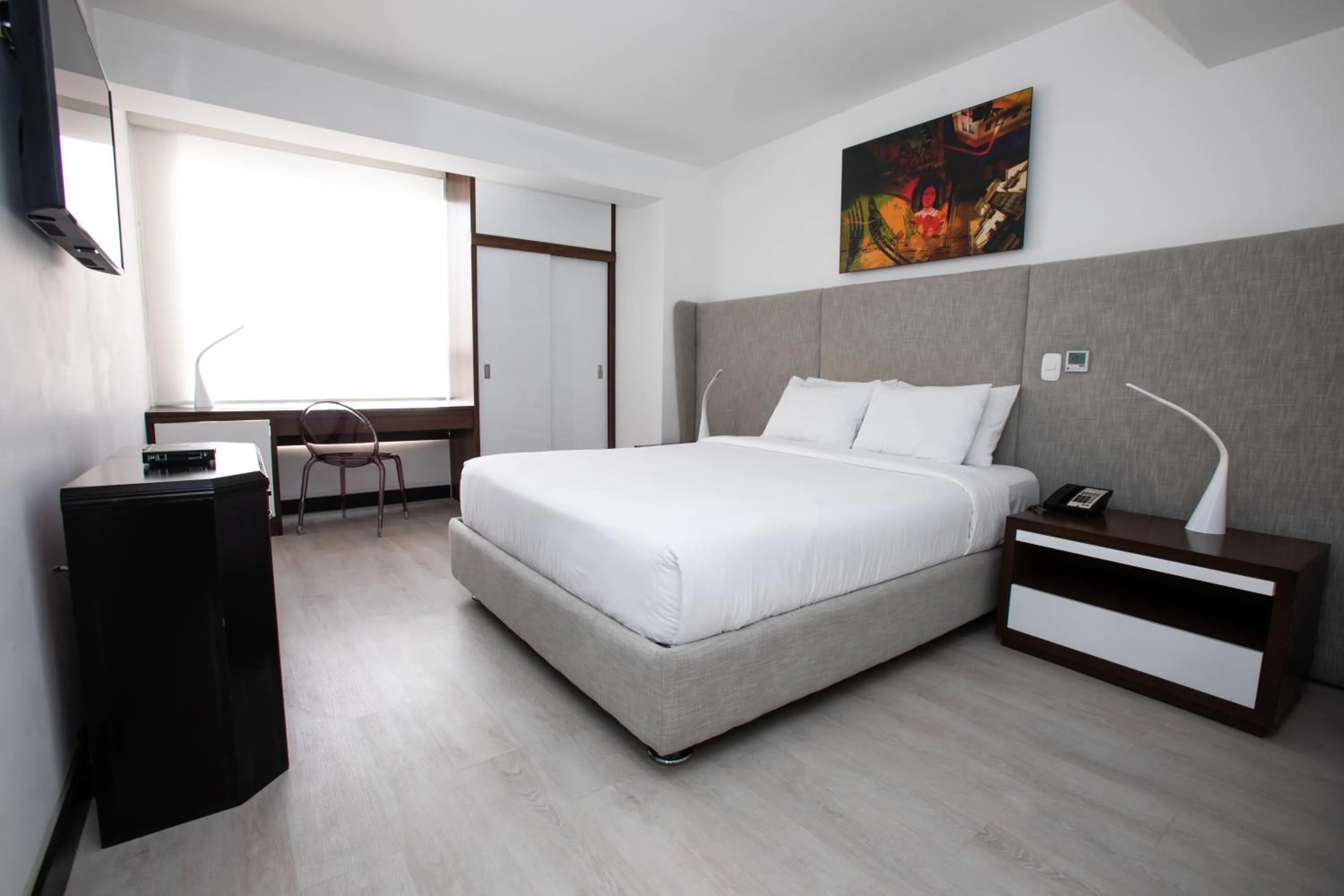 Queen Room in Radisson Hotel Decapolis Miraflores