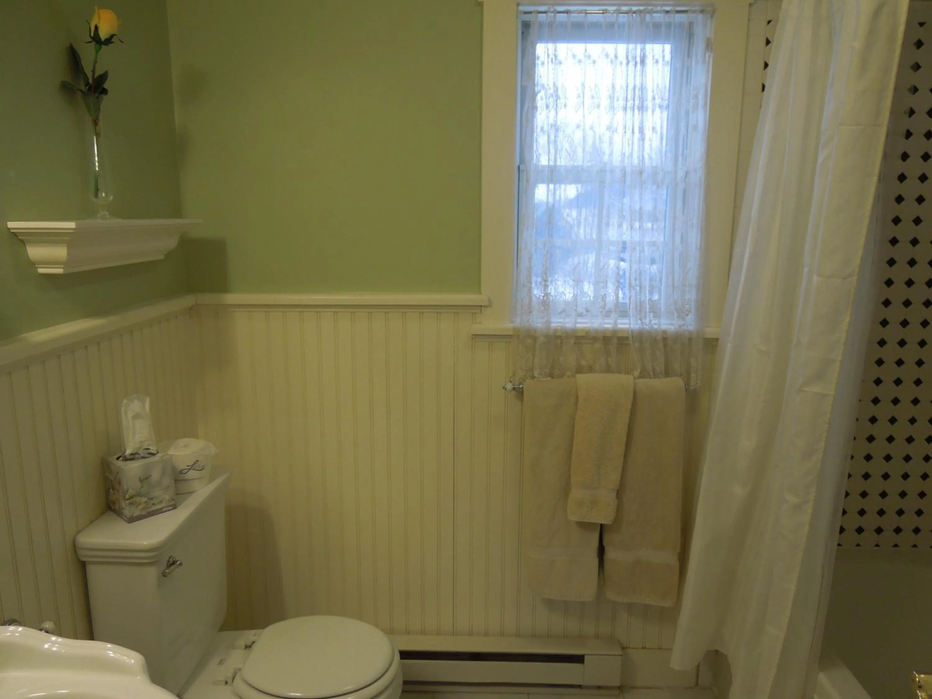 Deluxe Double Room in Kearsarge Inn