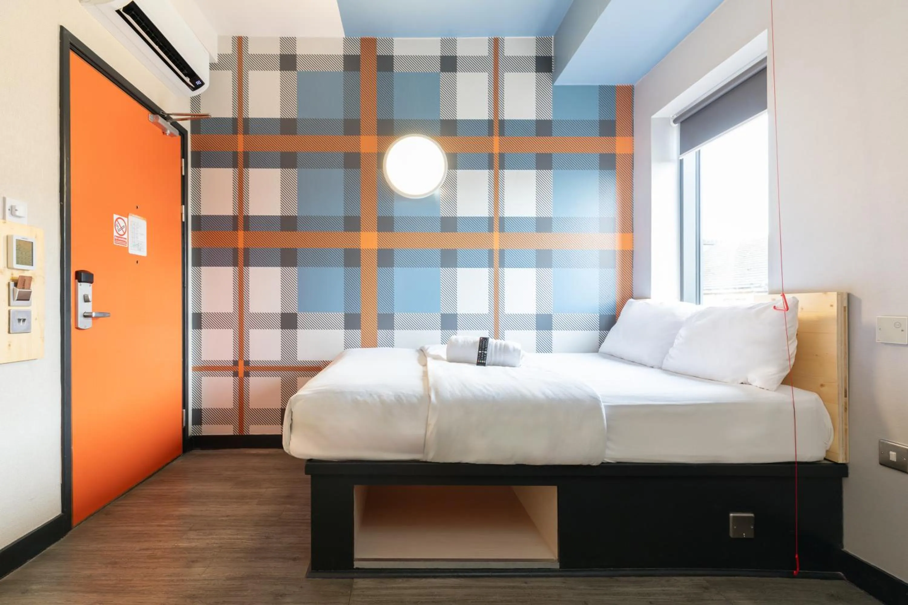 Double Room - Disability Access in easyHotel Glasgow City