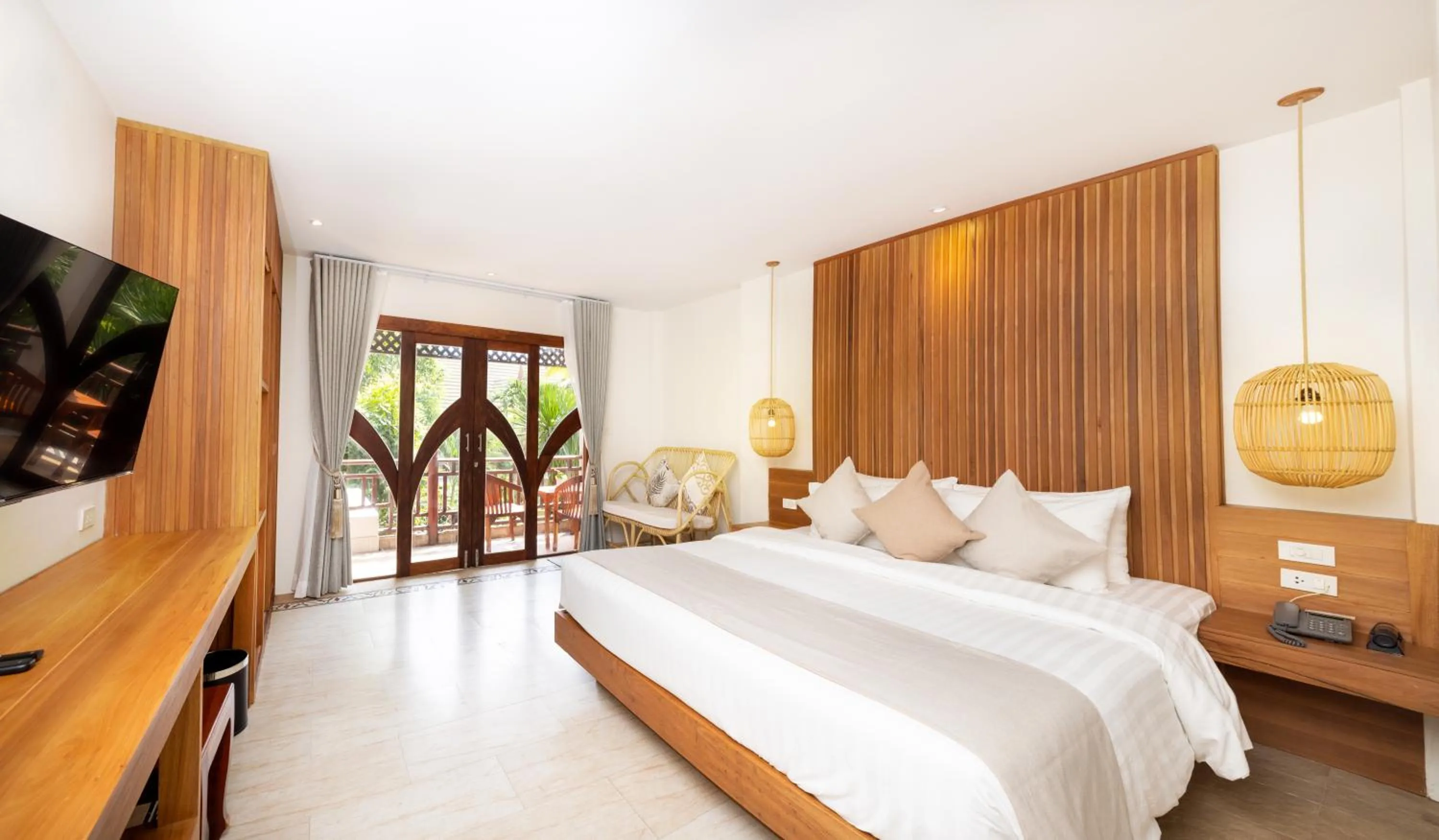 Suite with Garden View Double  in Ban's Diving Resort