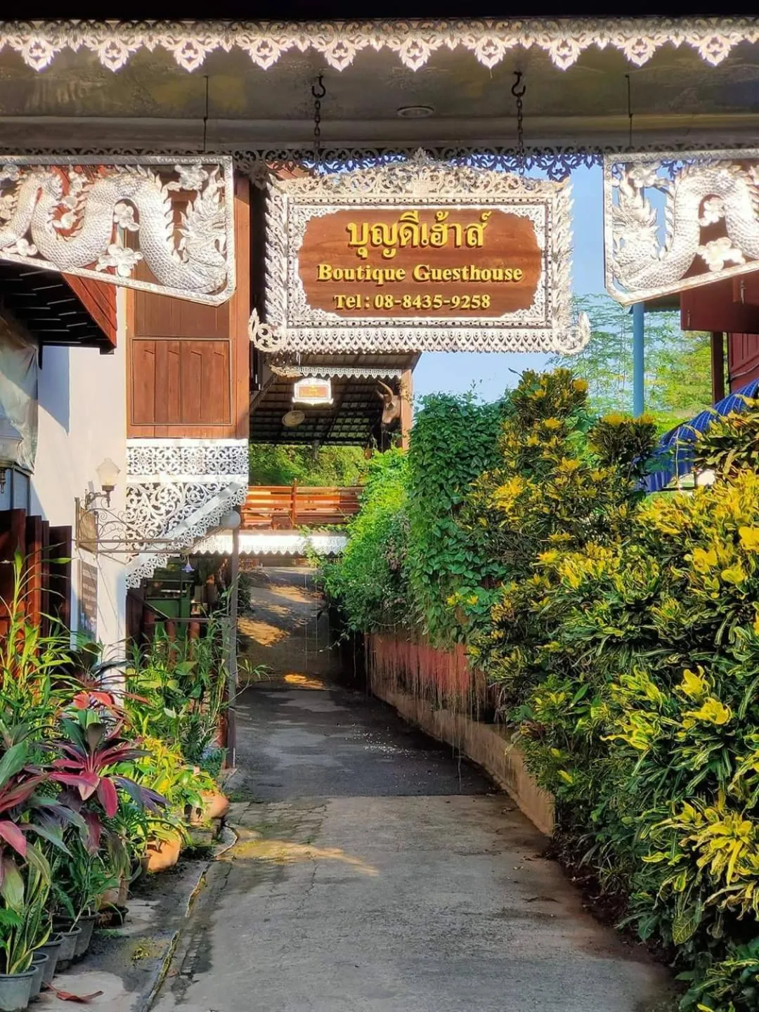 Triple Room with Private Bathroom in Boondee House