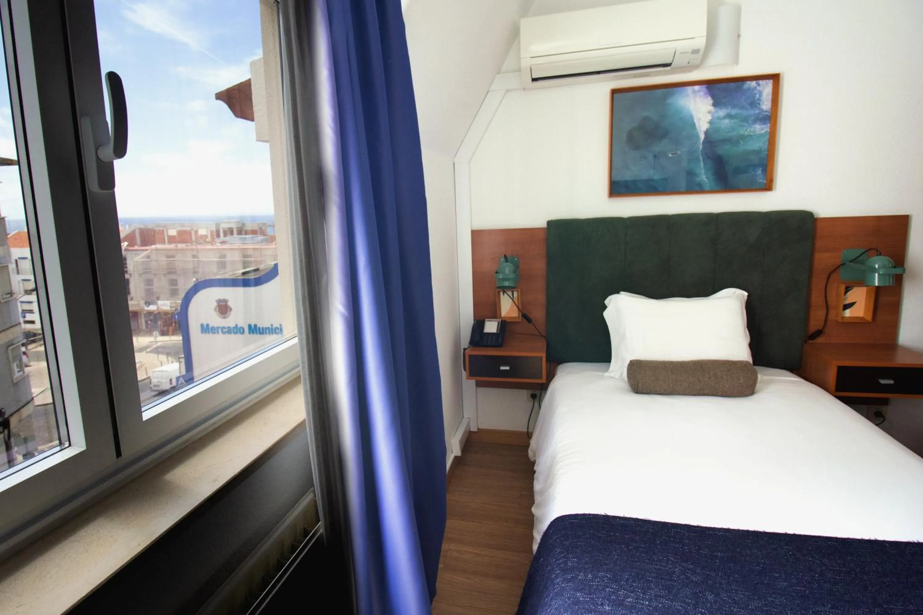 Single Room with Sea View in WOT Ericeira Soul