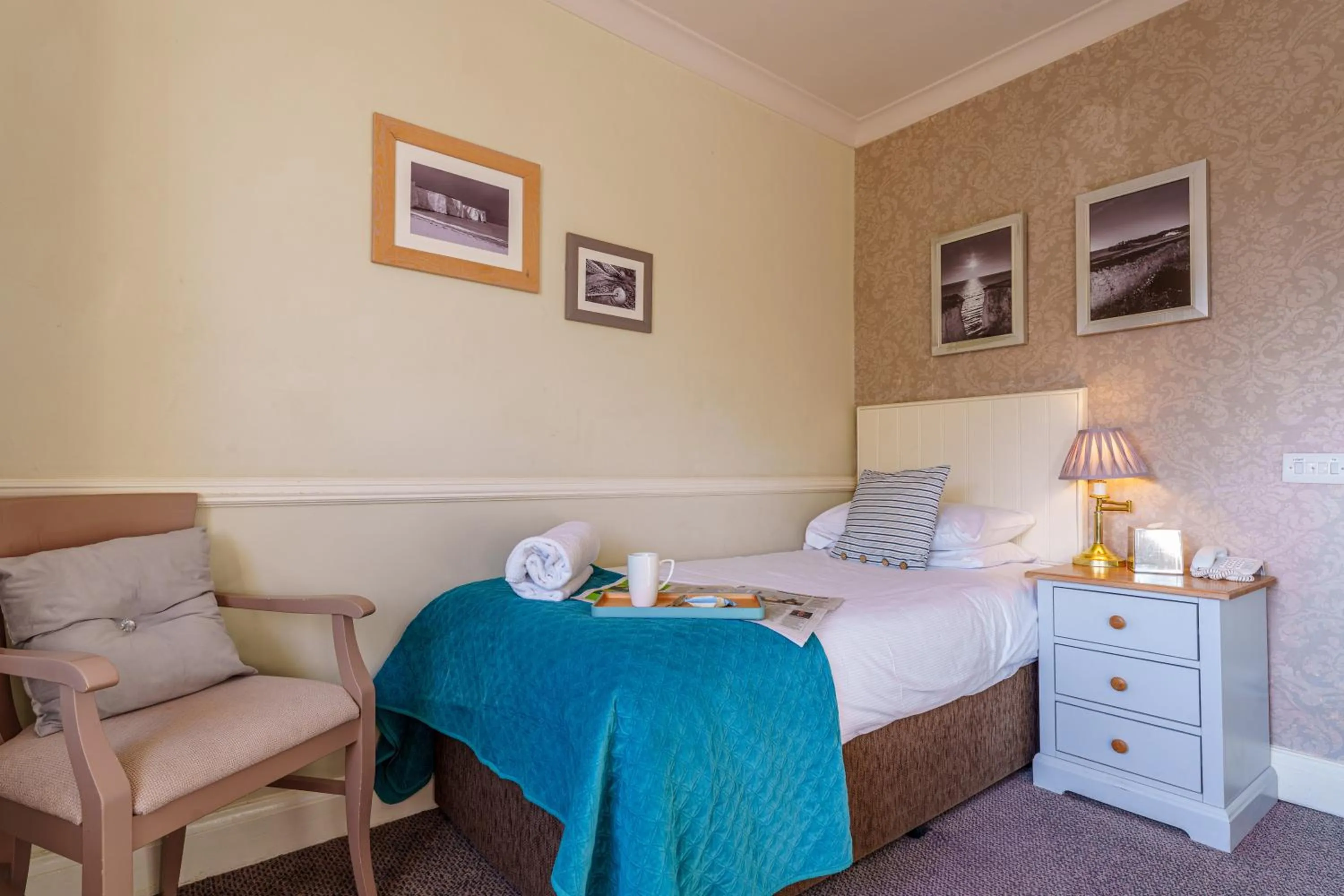 Standard Single Room in Botany Bay Hotel