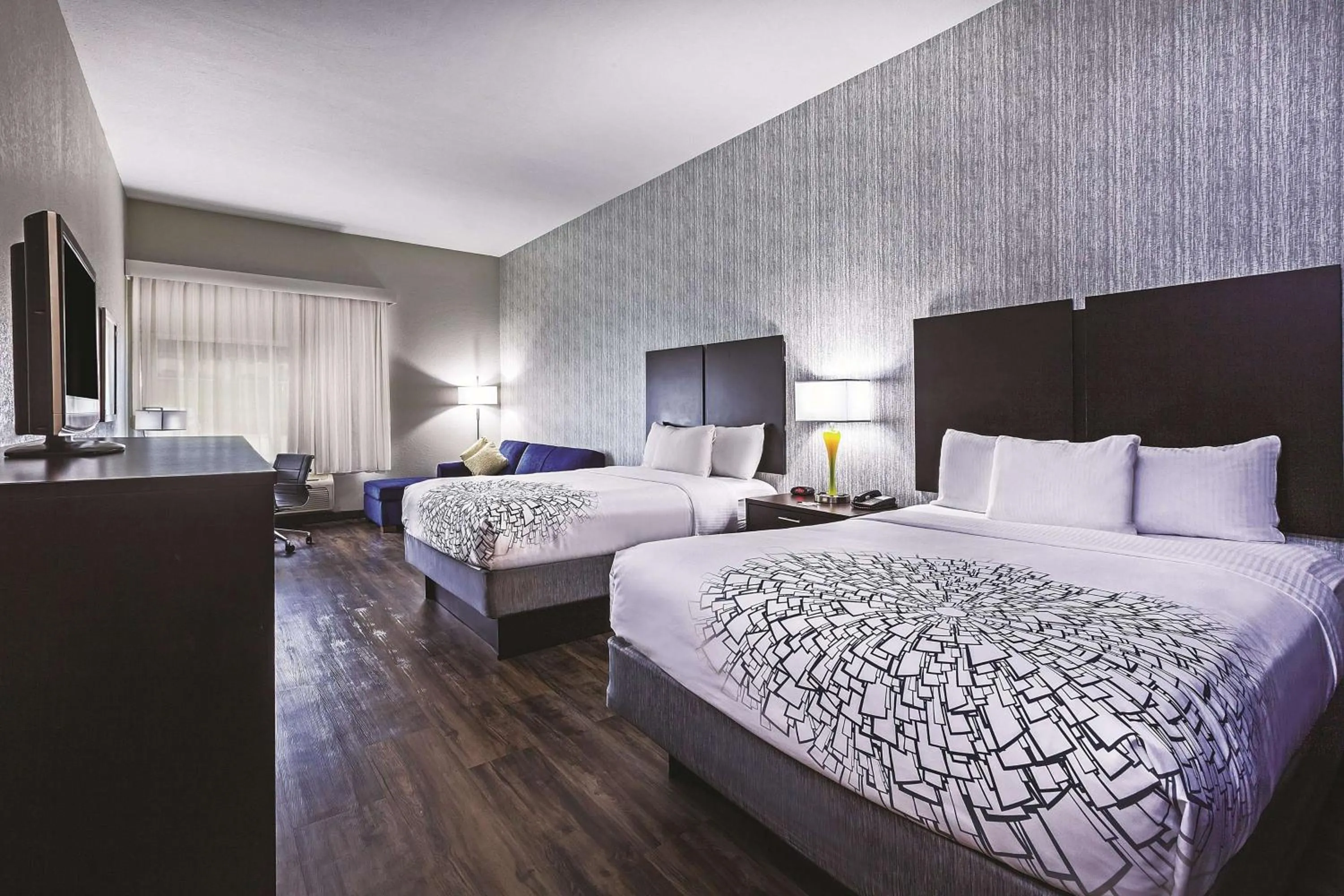 Queen Suite with Two Queen Beds and Limited View - Non-Smoking in La Quinta by Wyndham Palestine