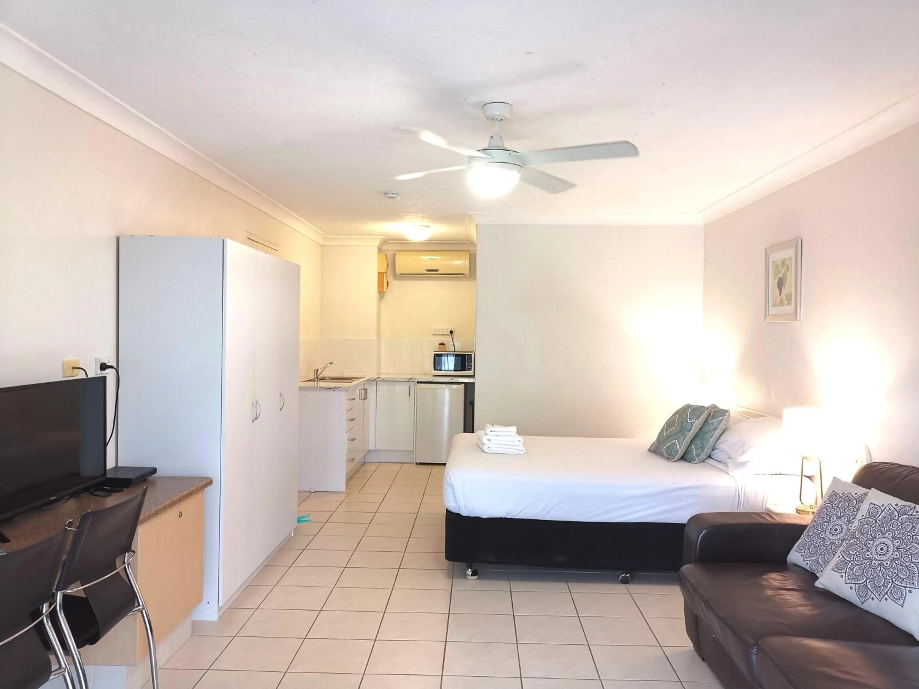 Standard Studio - Lakefront in Bay of Palms