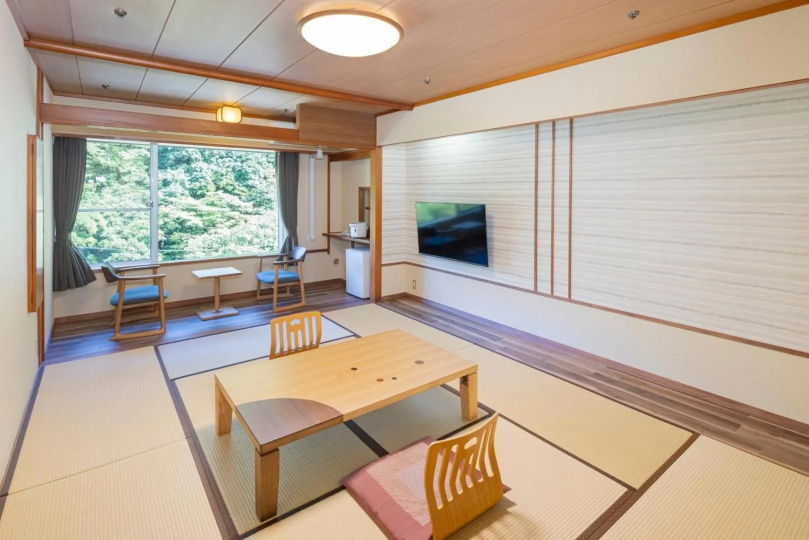 Standard Japanese-Style Room - Non-Smoking in Hotel Okada