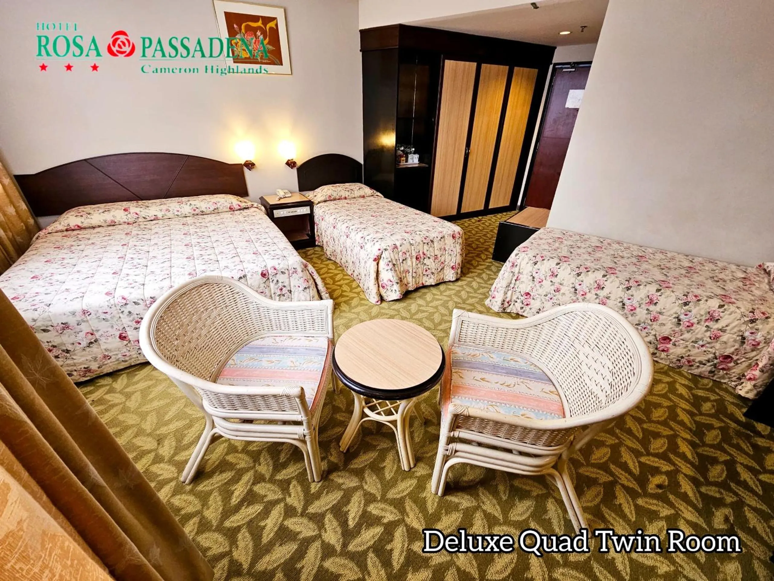 Deluxe Quad Twin in Hotel Rosa Passadena