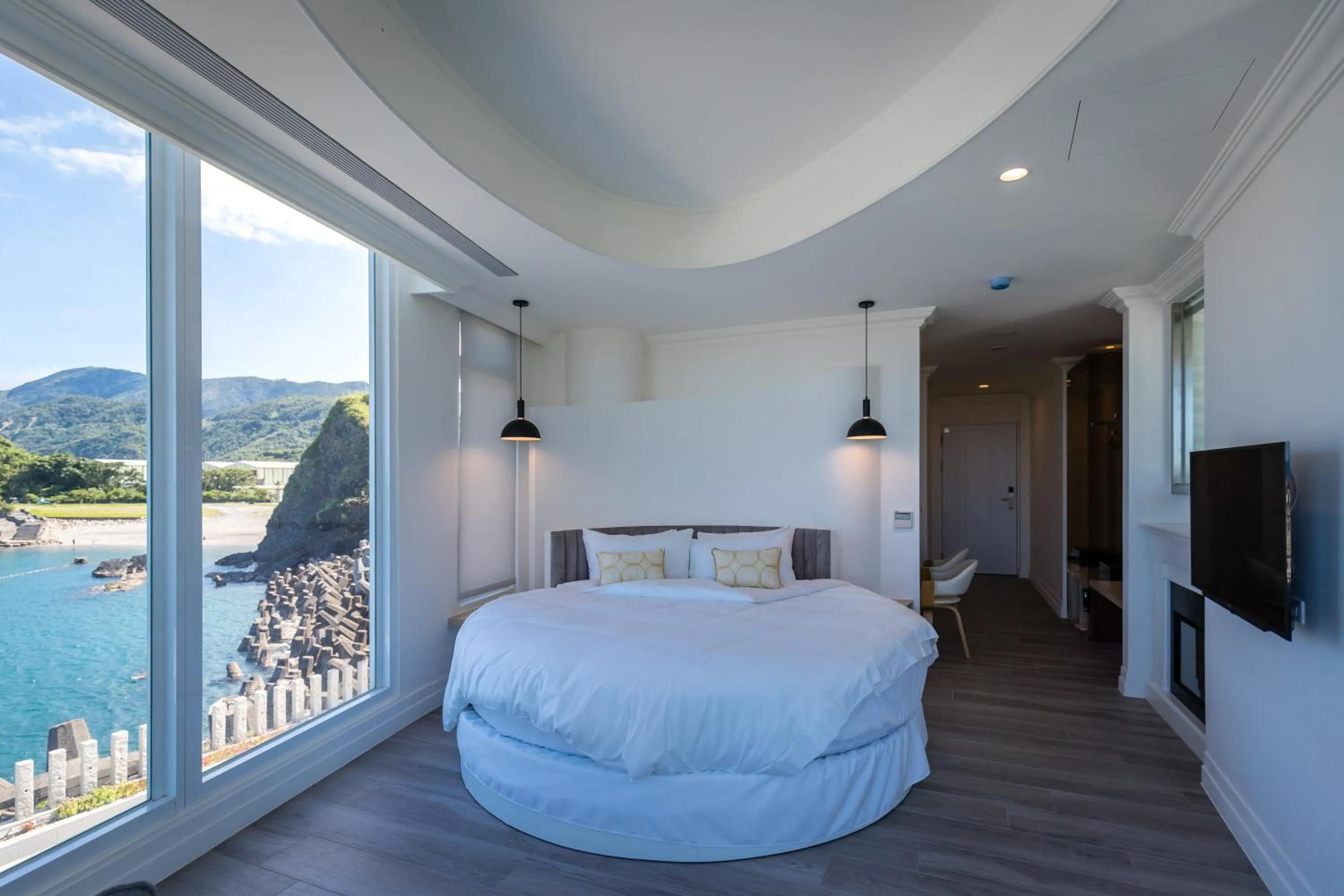 Bed in Brighthouse