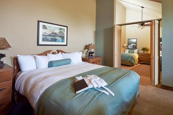 Family Room in Grouse Mountain Lodge