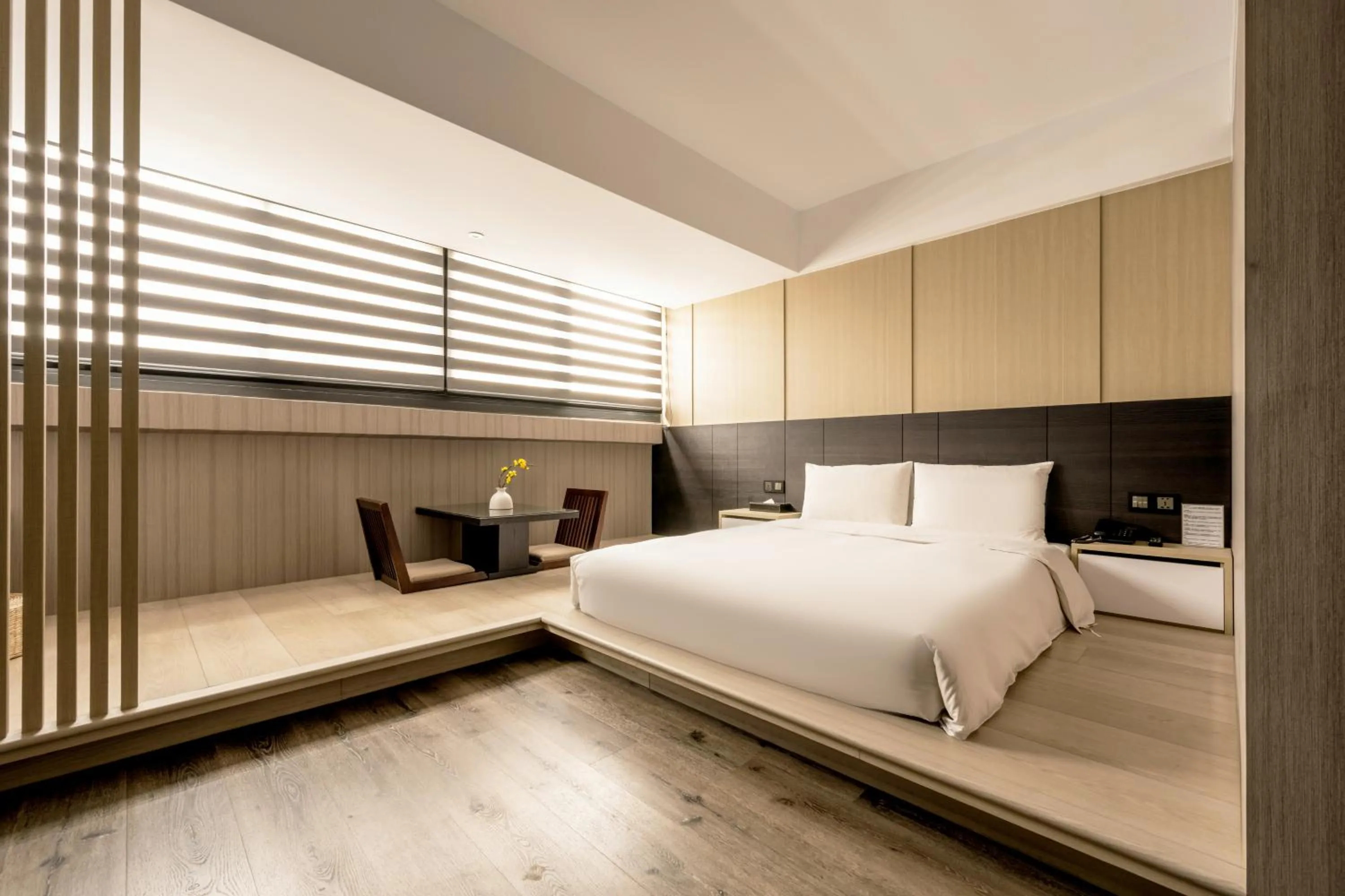 Deluxe Double Room with Bathtub in suye hotel