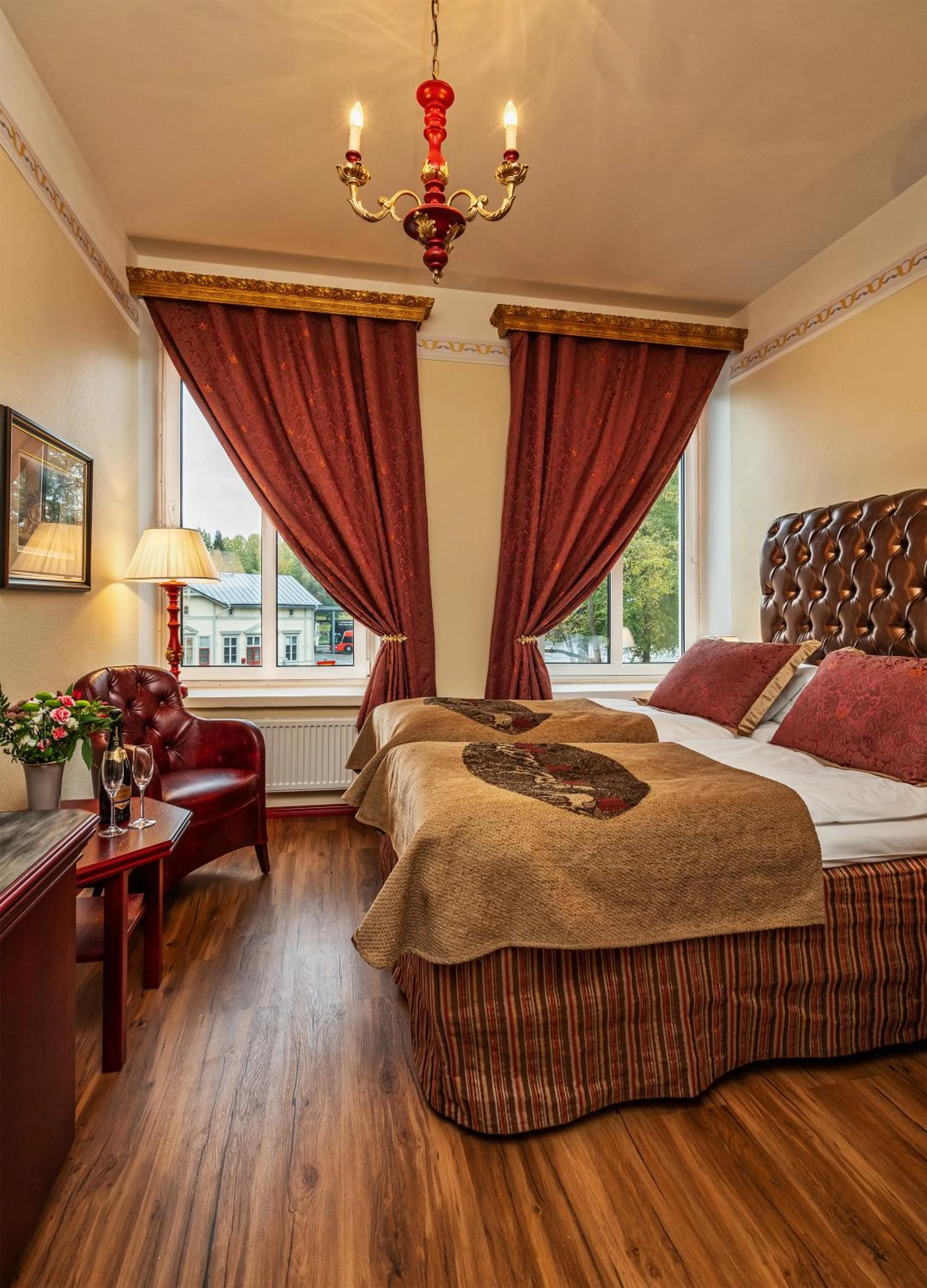 Standard Twin Room - single occupancy in Hotel Astor