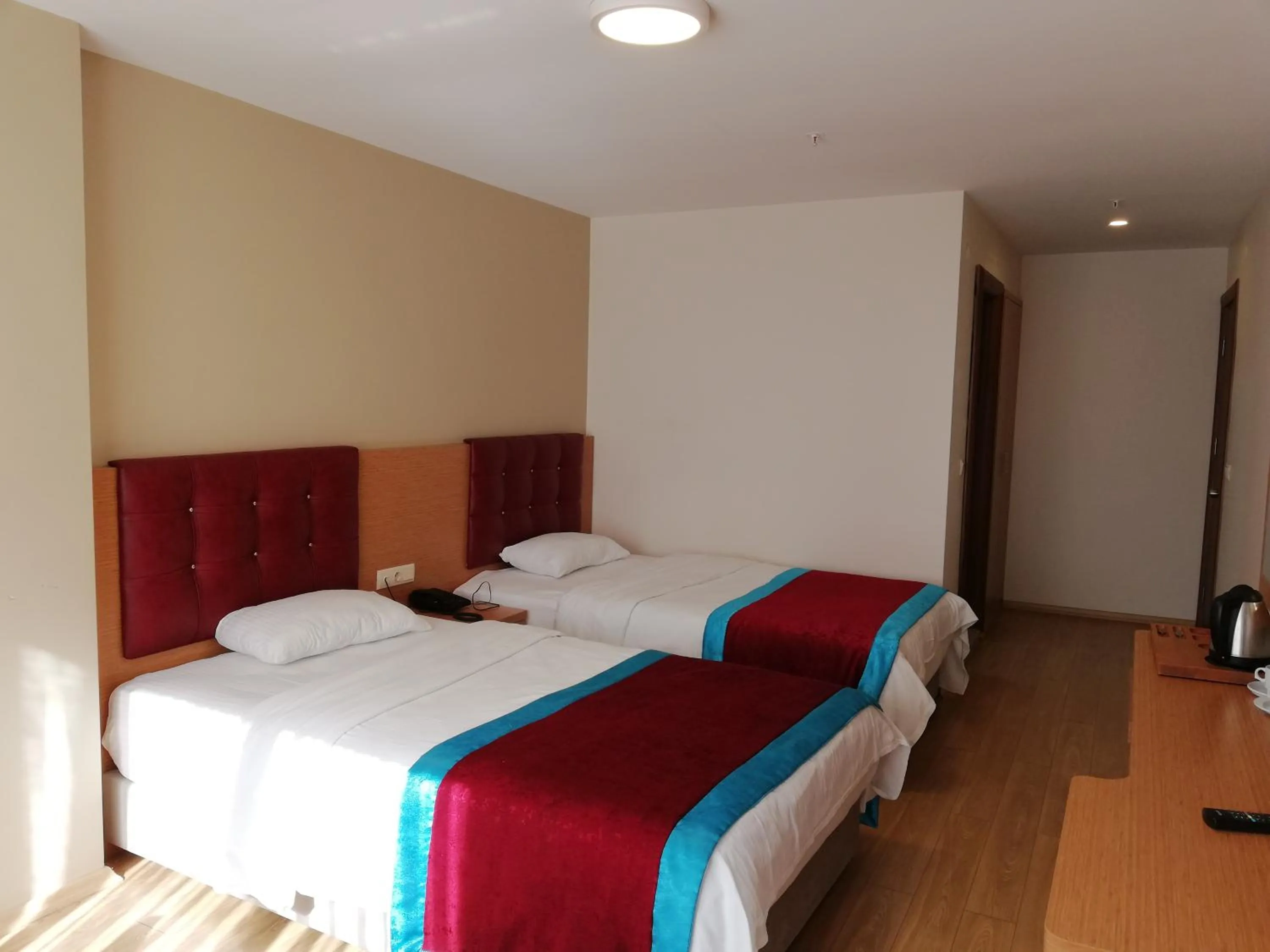 Large Twin Room - single occupancy in BURSA ŞAHiN HOTEL