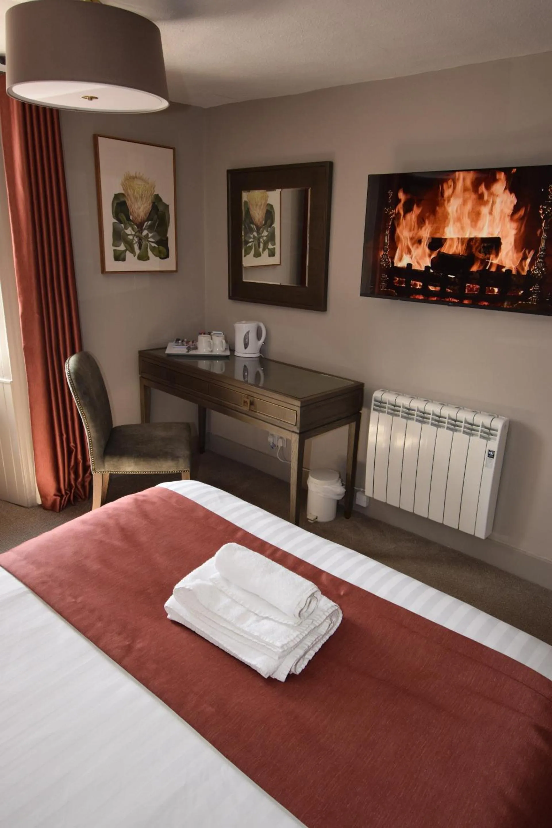 Standard Double Room - single occupancy in Elphinstone Hotel