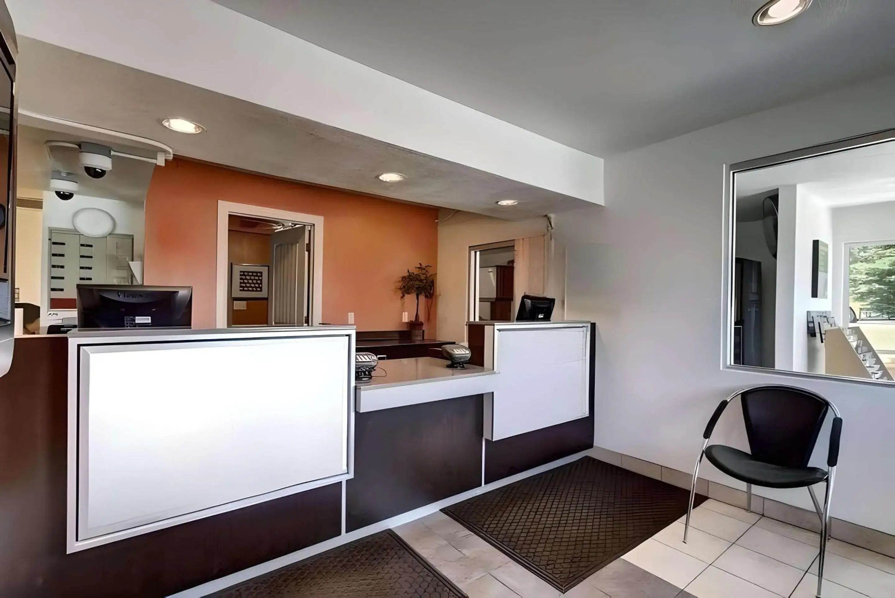 Econo Lodge Midvale Econo Lodge Midvale