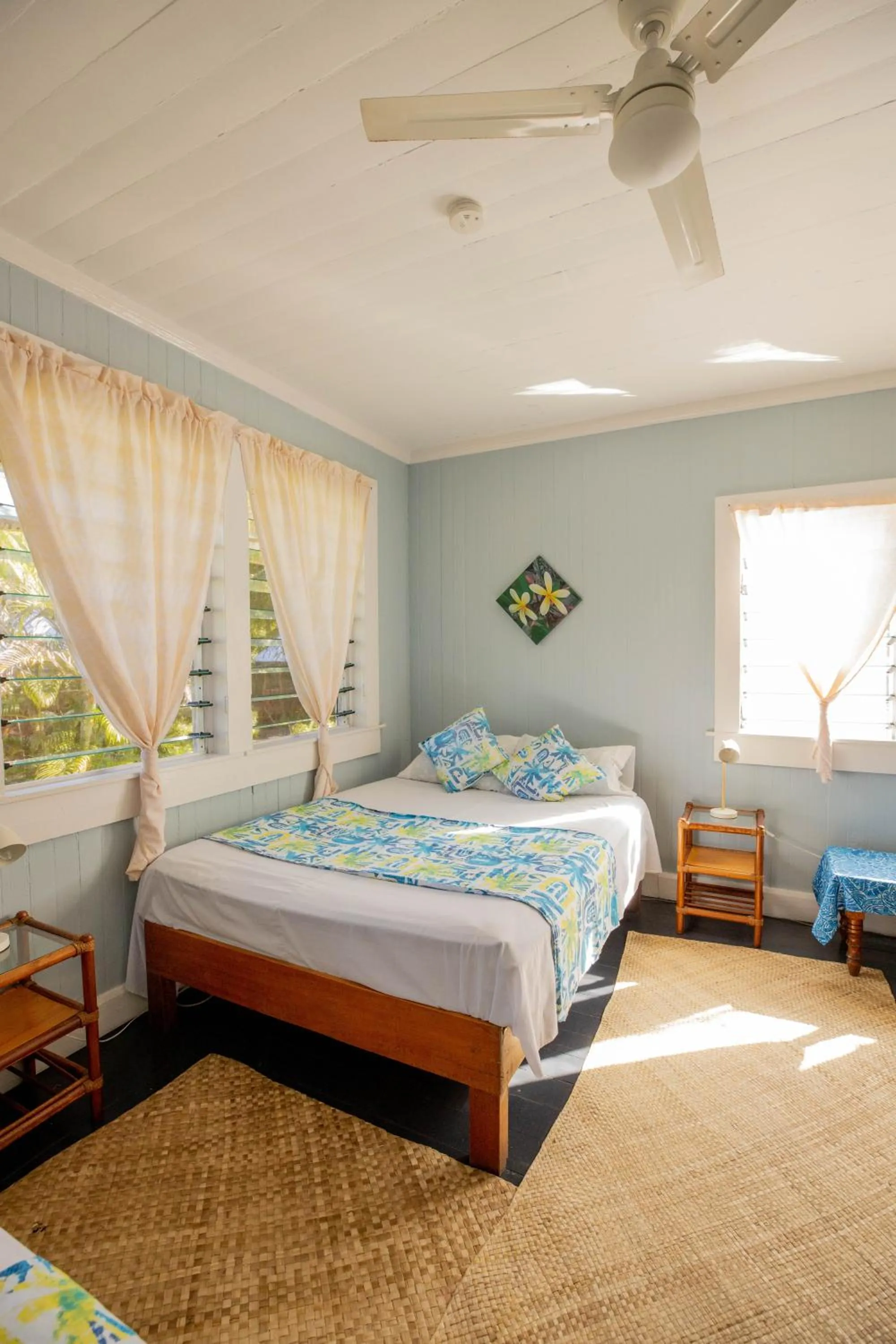 Standard Double Room with Shared Bathroom - single occupancy in The Samoan Outrigger Hotel