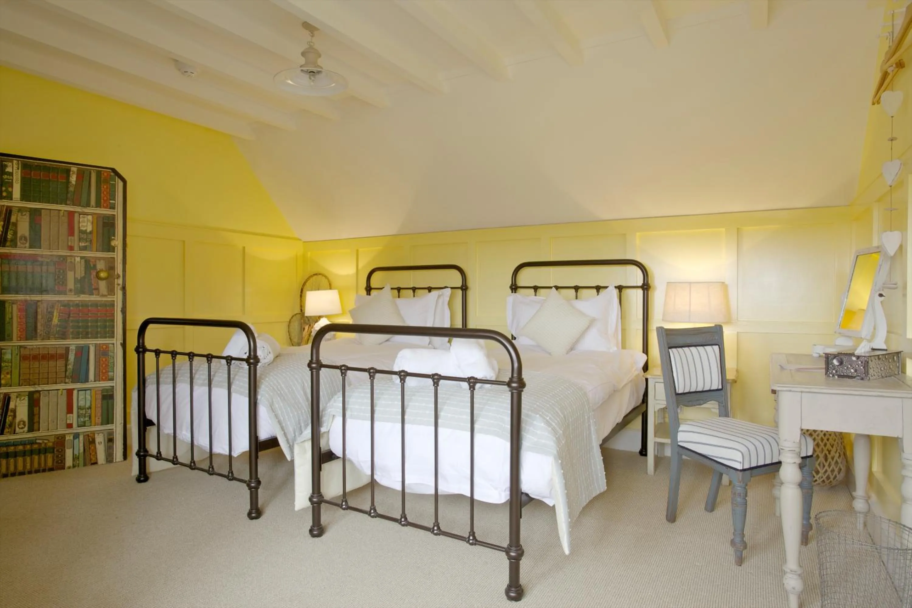 Loft for 4 in The Beach House