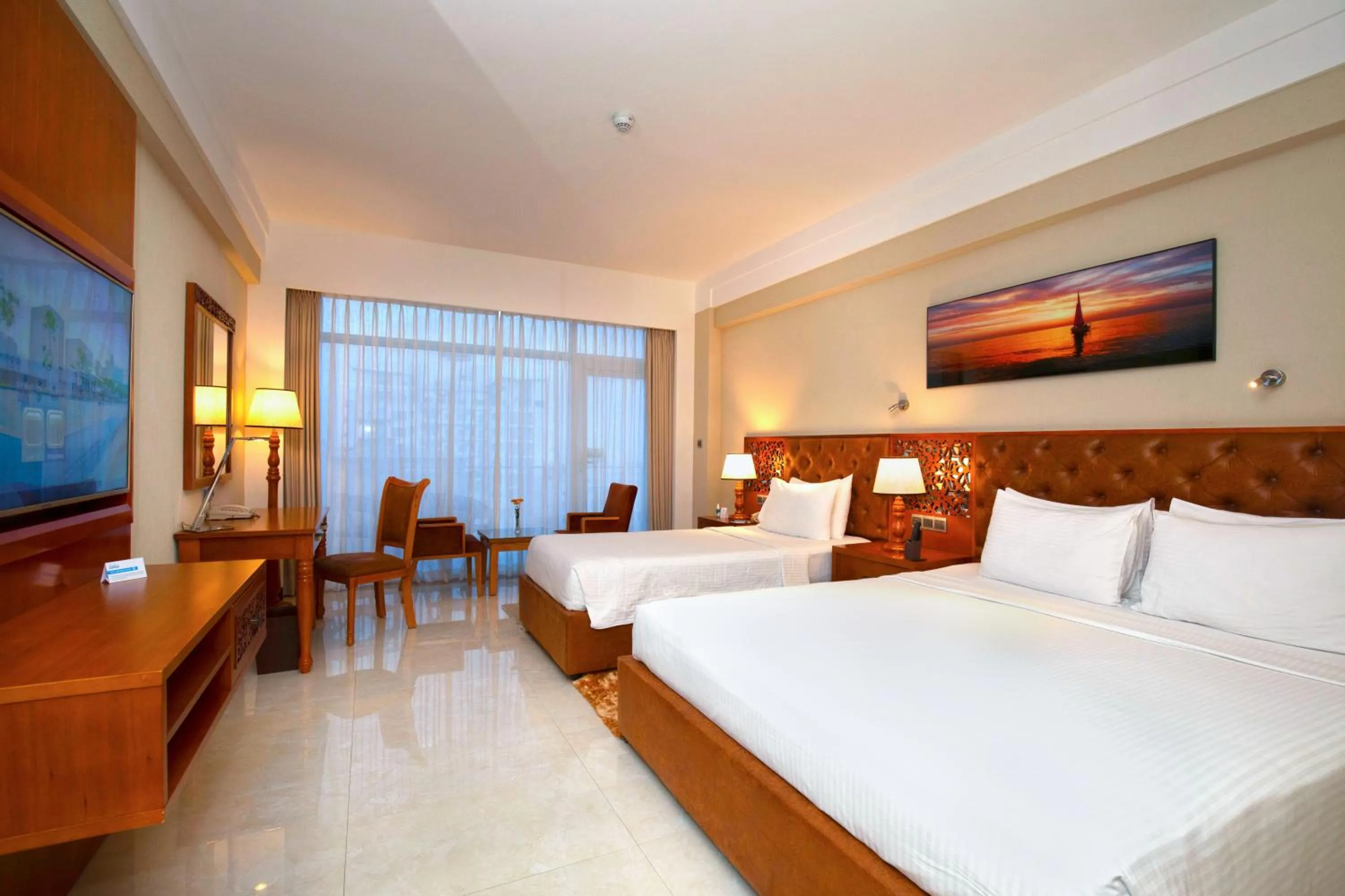 Deluxe King Room - Triple  with Complimentary City Tour & Access to Beach Lounge in Marino Beach Colombo