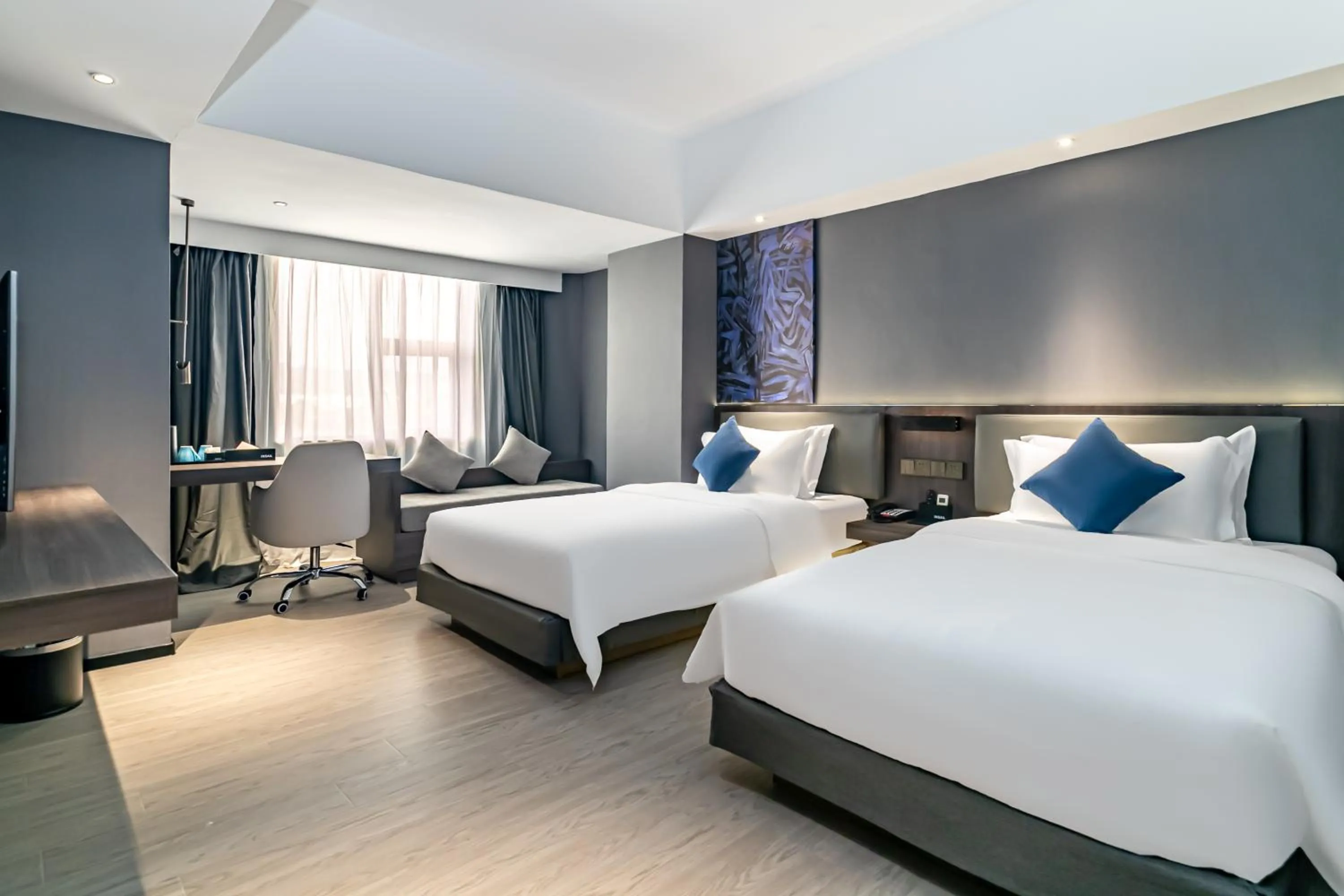 BUSINESS TWIN BED ROOM in Insail Hotels (Guangyuanxincun Jingtai Pedestrian Street Guangzhou)