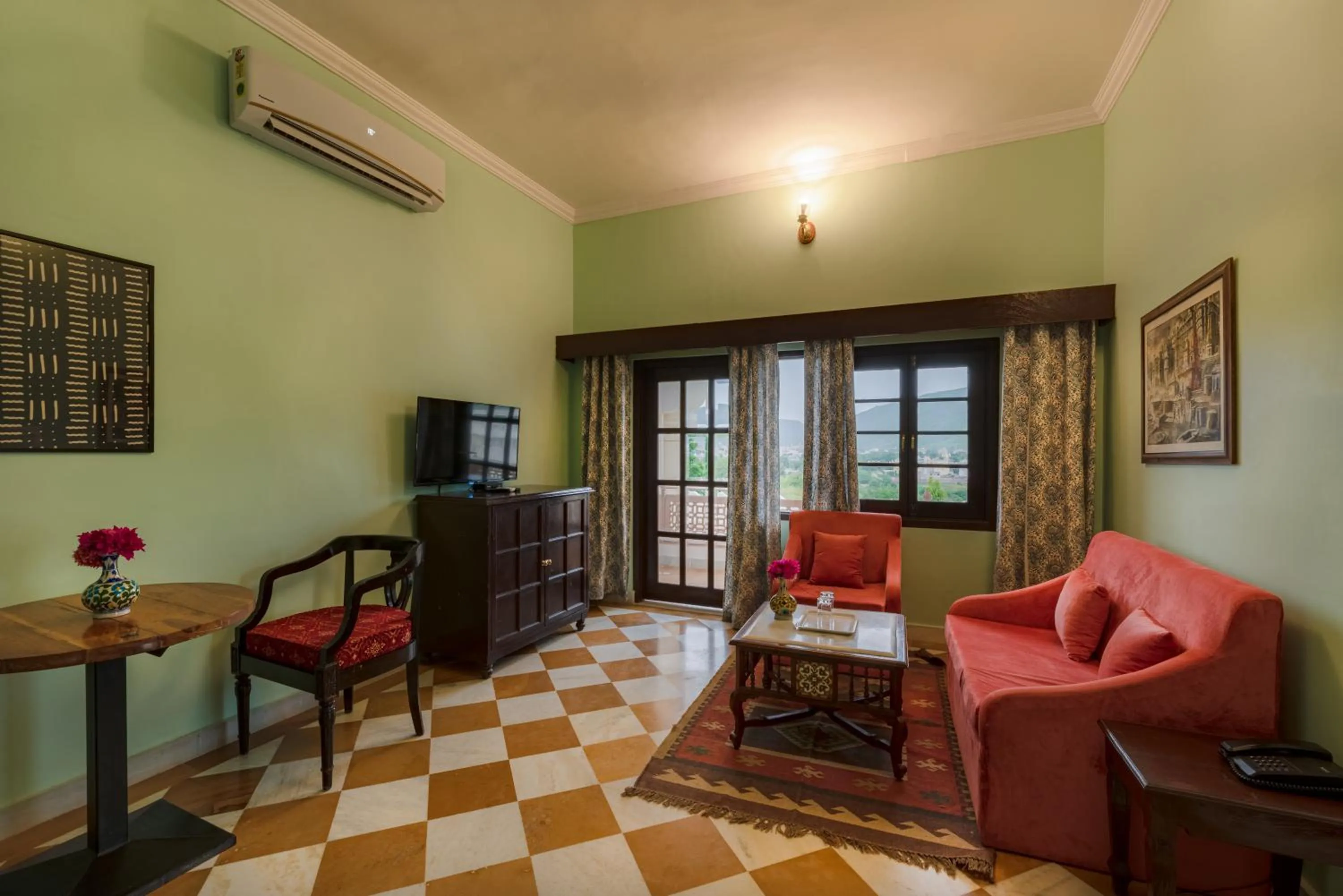 Suite with Balcony in Gulaab Niwaas Palace