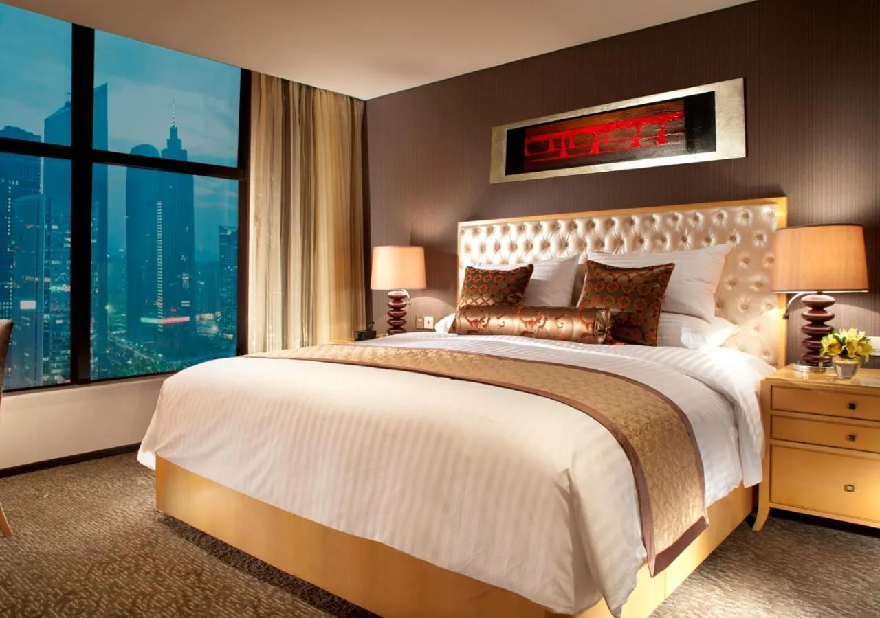 Superior Studio in Oakwood Premier Guangzhou