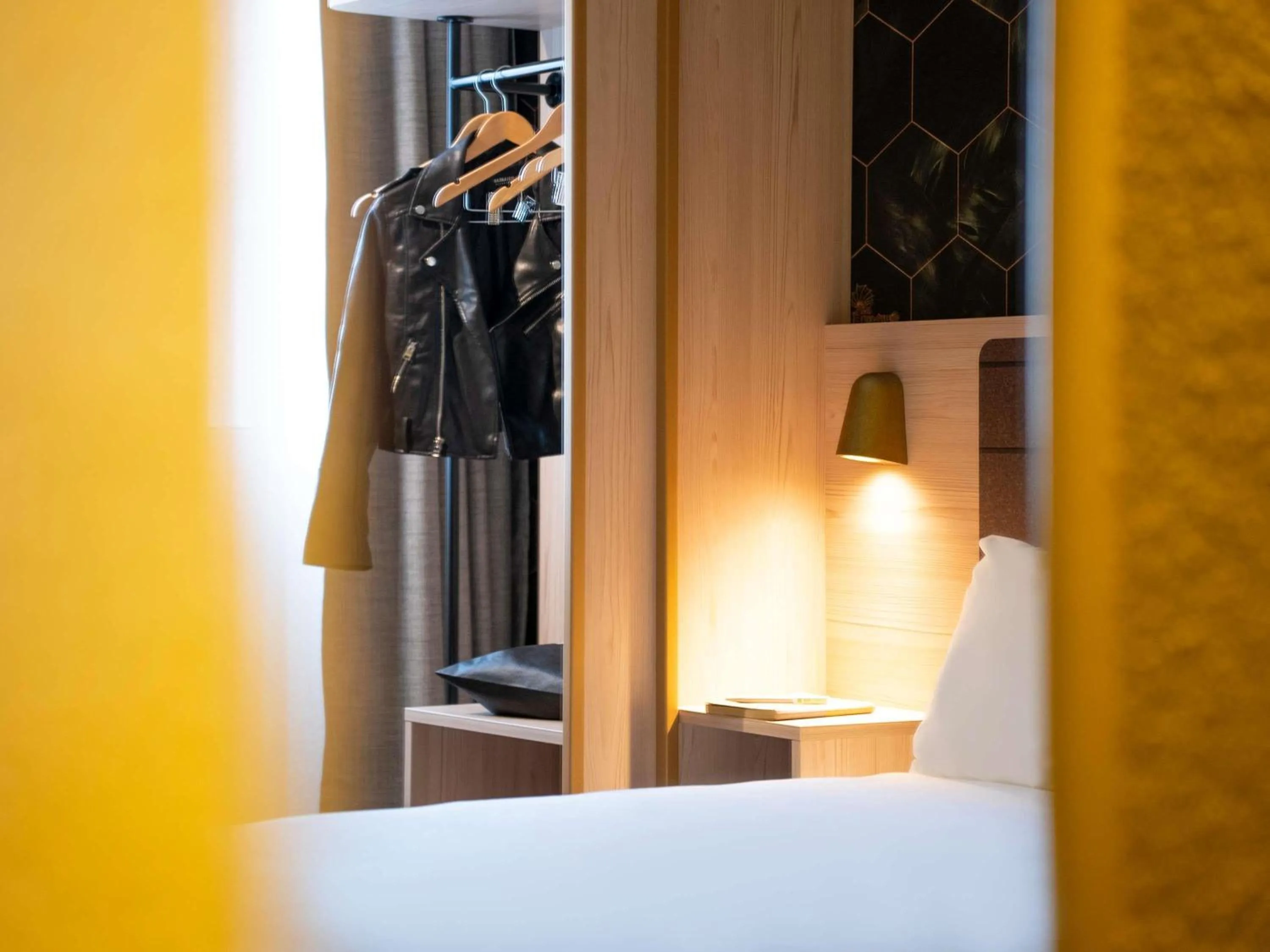 Standard Twin Room in ibis Styles Strasbourg Nord Palais des Congrès