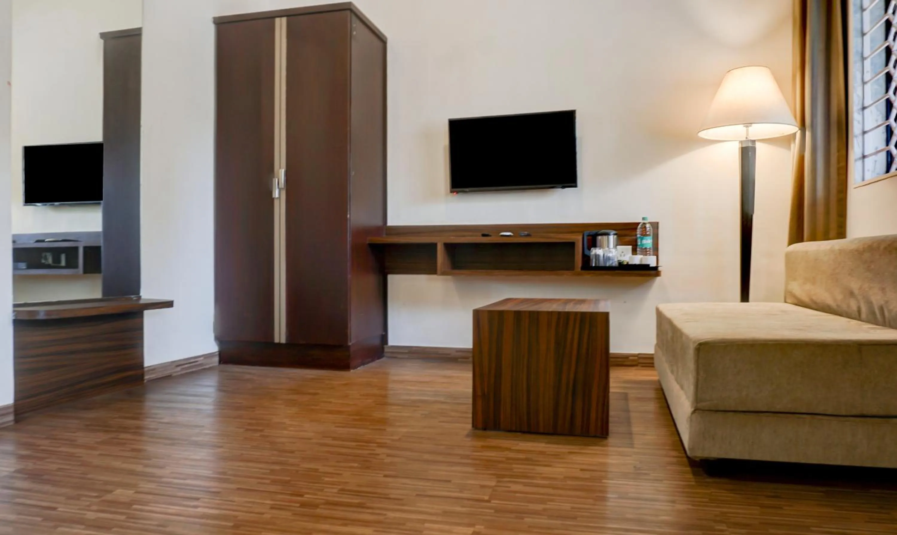 Superior Double Room - single occupancy in Treebo Five Elements, Lonavala