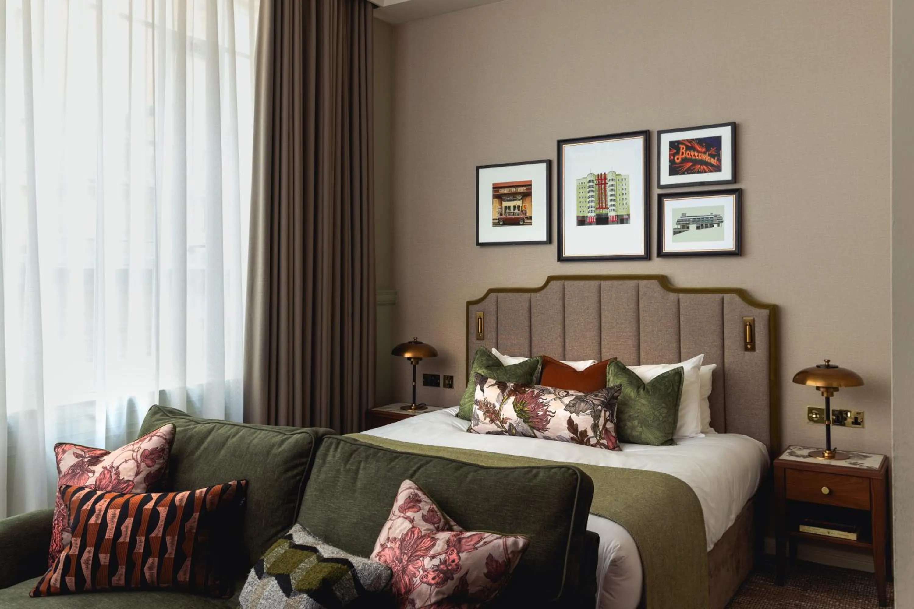 Premium Studio in Native Glasgow