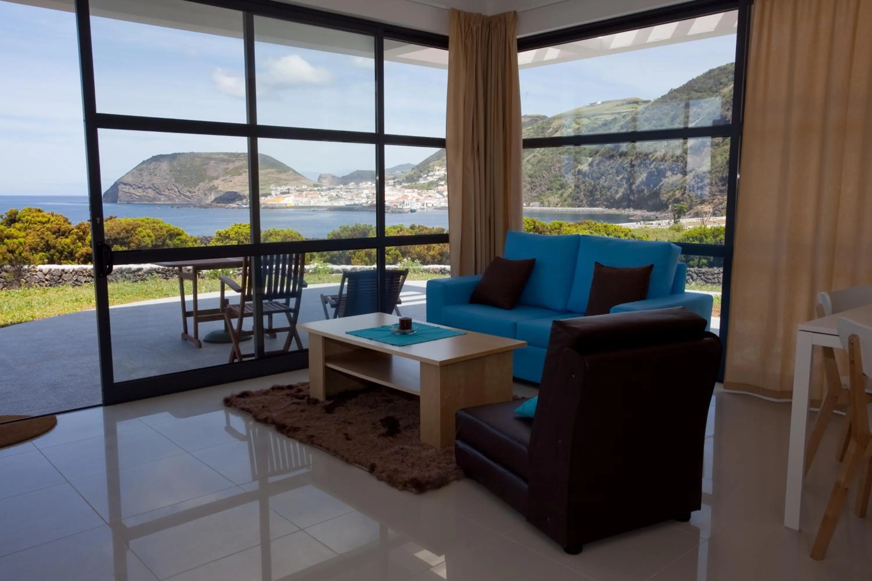 Two-Bedroom Apartment - single occupancy in Cantinho das Buganvilias AT****