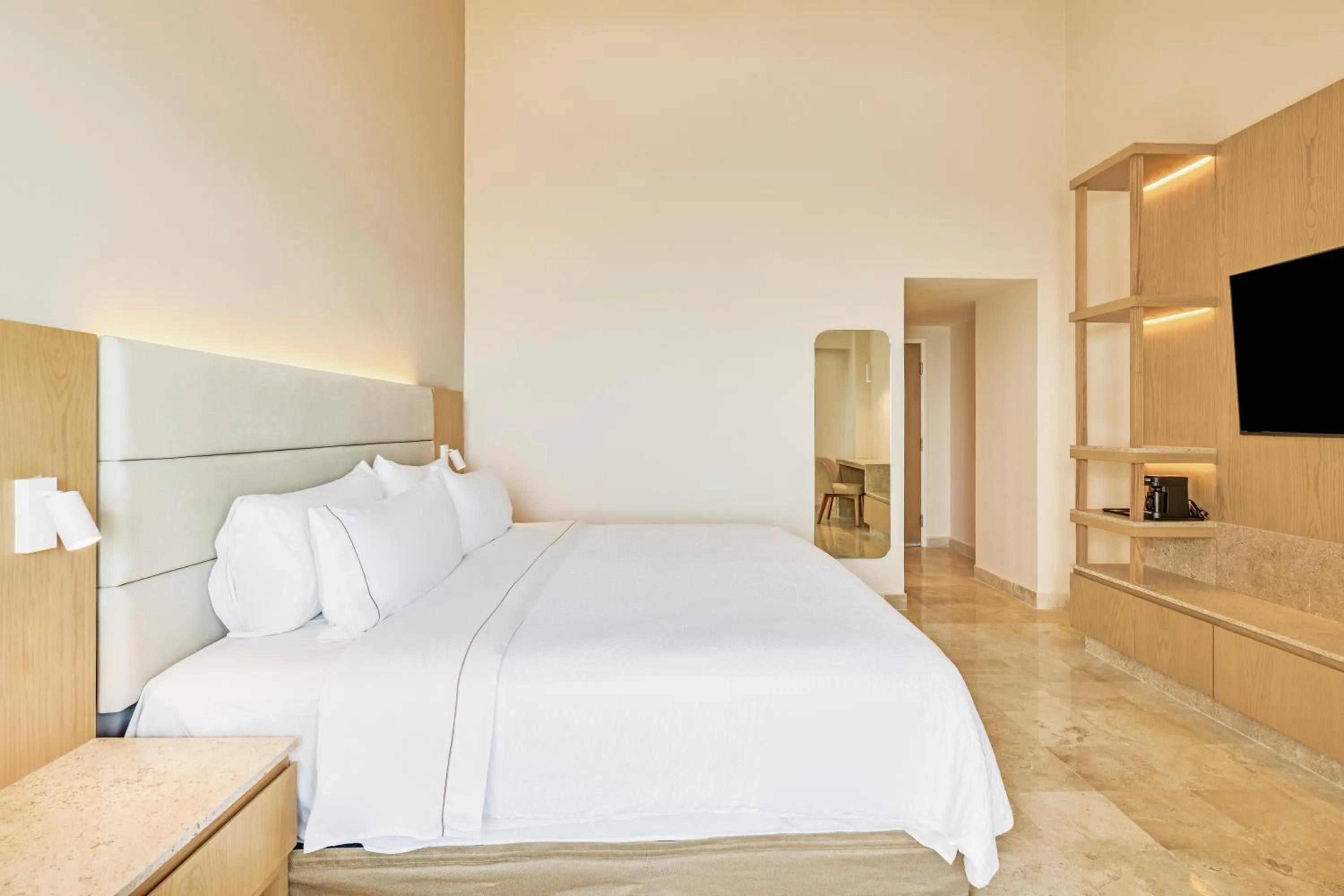 Deluxe View Plus, 1 King in Fiesta Inn Veracruz Boca Del Rio