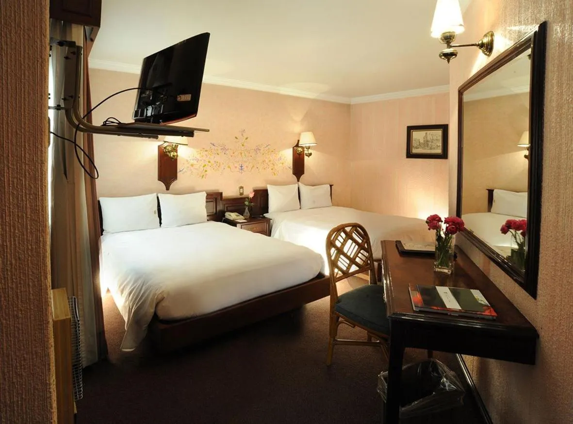 Twin Room in Hotel Park Villa