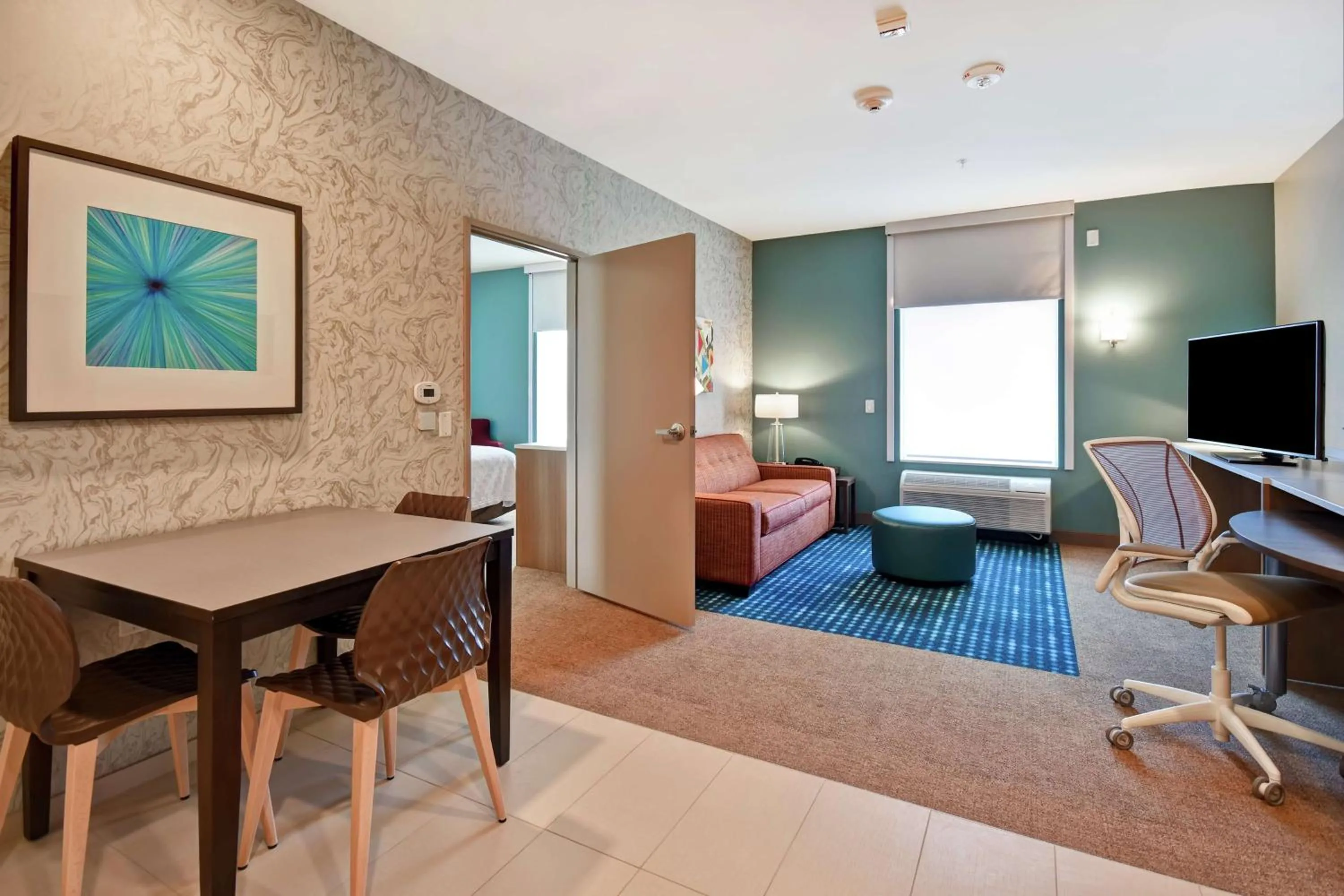 King Suite with Mountain View - Hearing Accessible in Home2 Suites by Hilton Gilbert