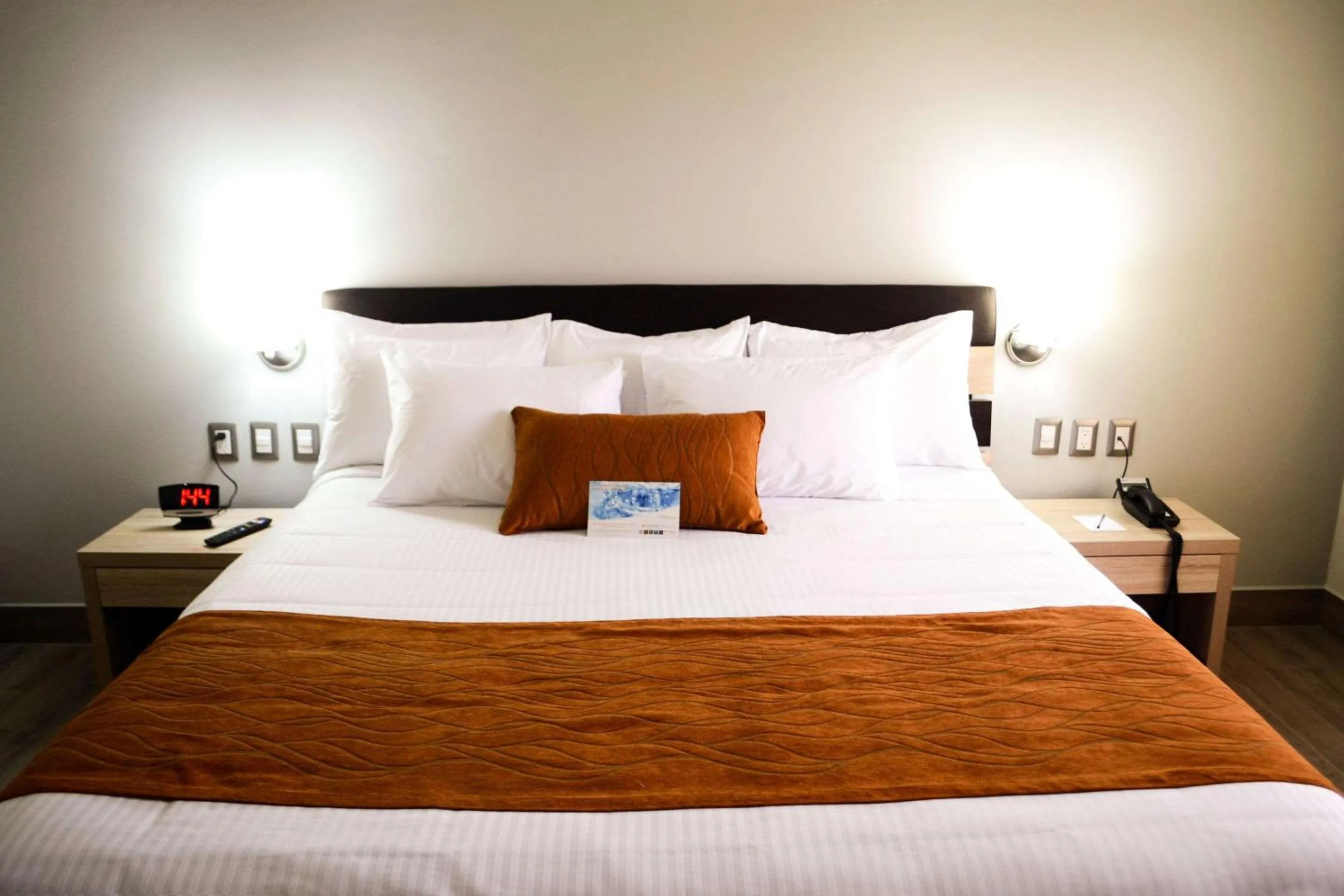 King Room - Non-Smoking in Comfort Inn Irapuato