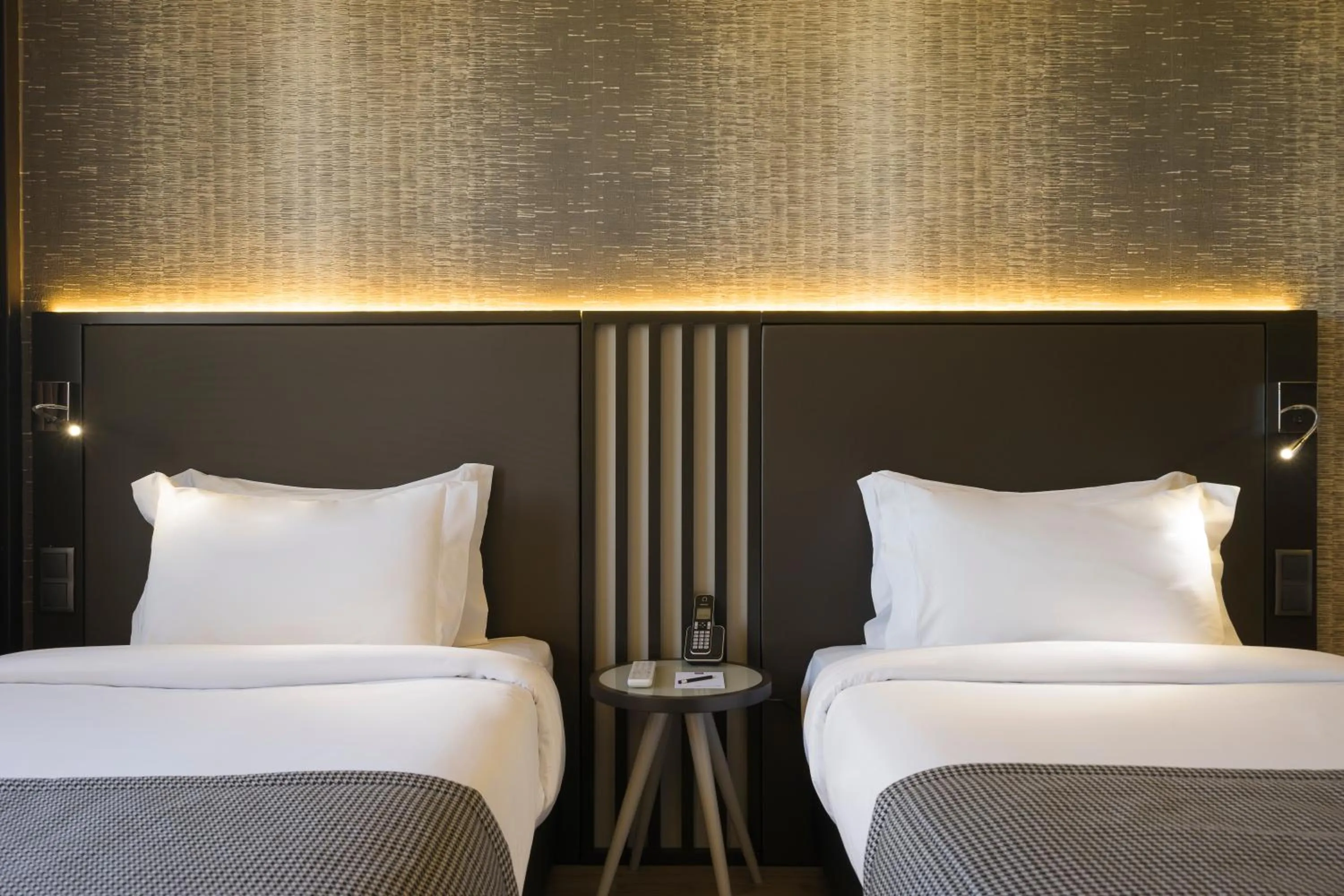 Comfort Twin Room in HF Fénix Lisboa