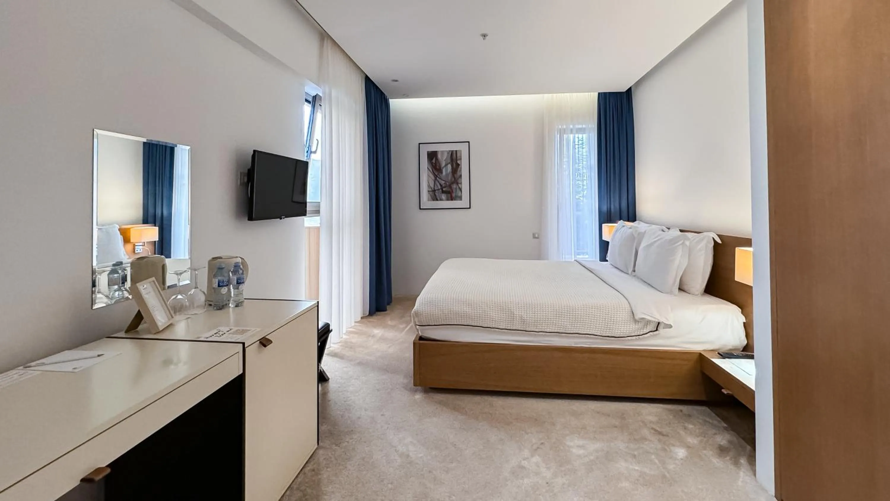 Superior Room with Balcony & Partial Sea View in Hotel Harmonia by Dukley