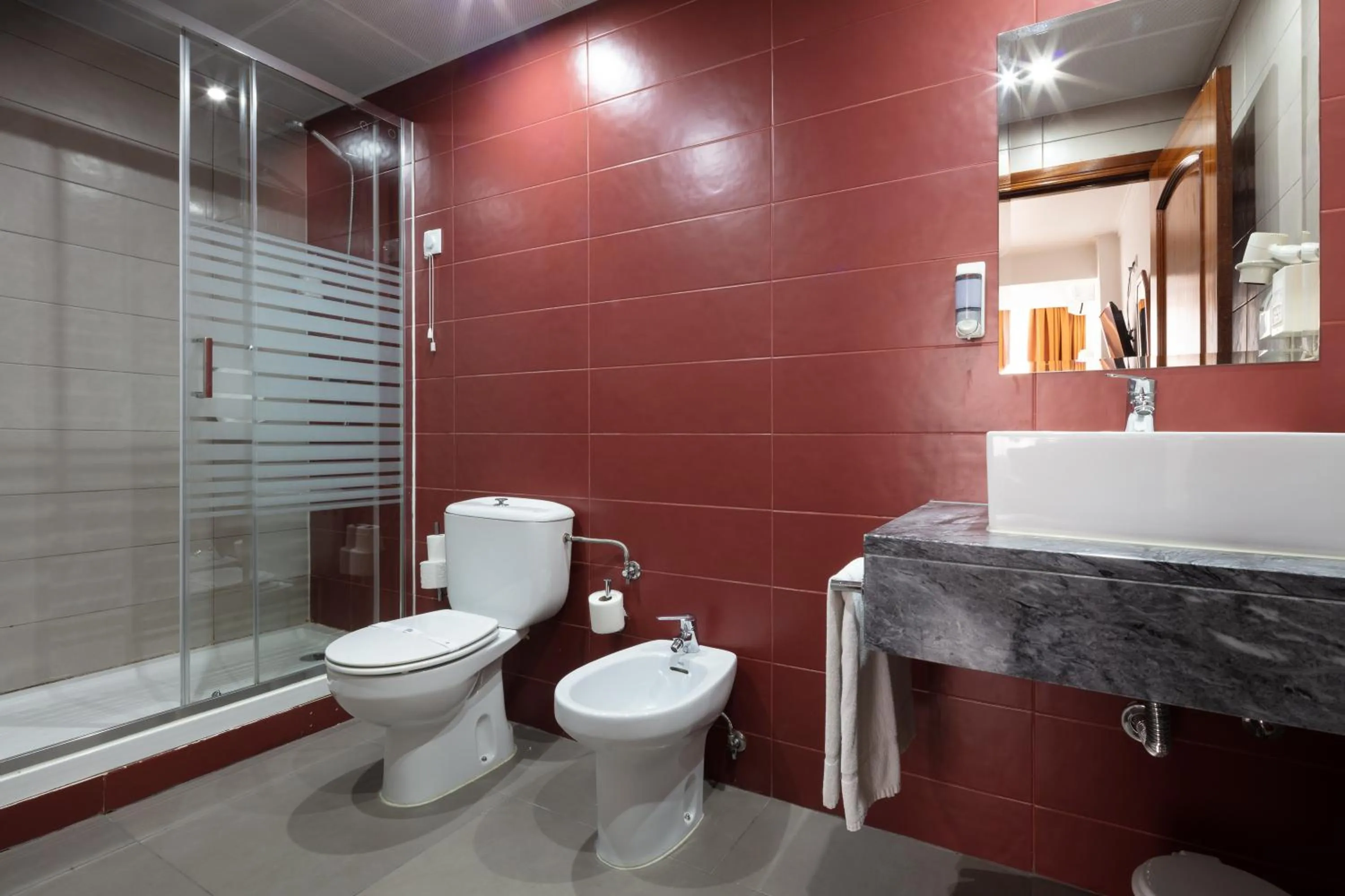 Triple Room in Hotel Anjos