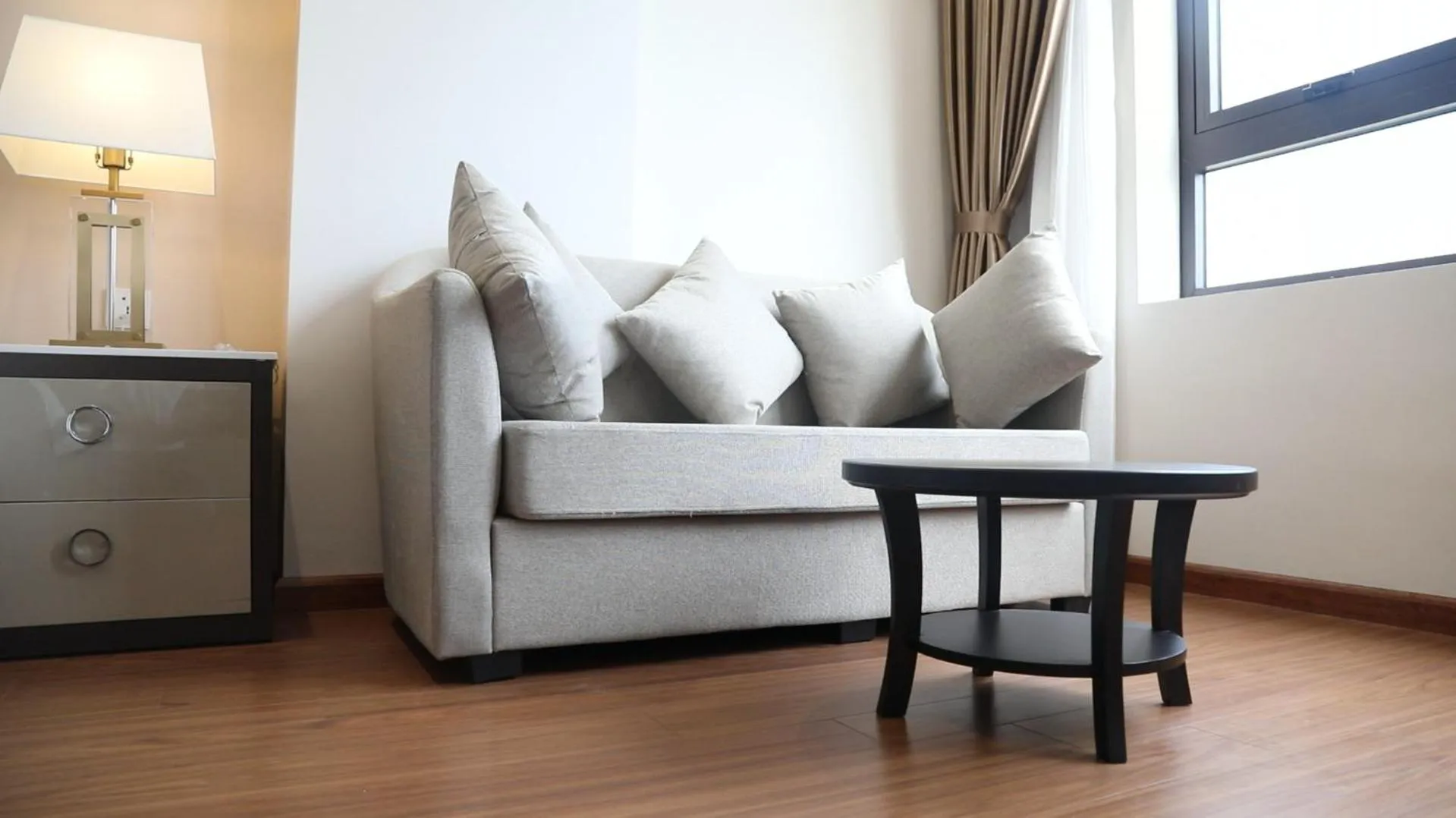 Deluxe Twin Room in Dai Viet Hotel