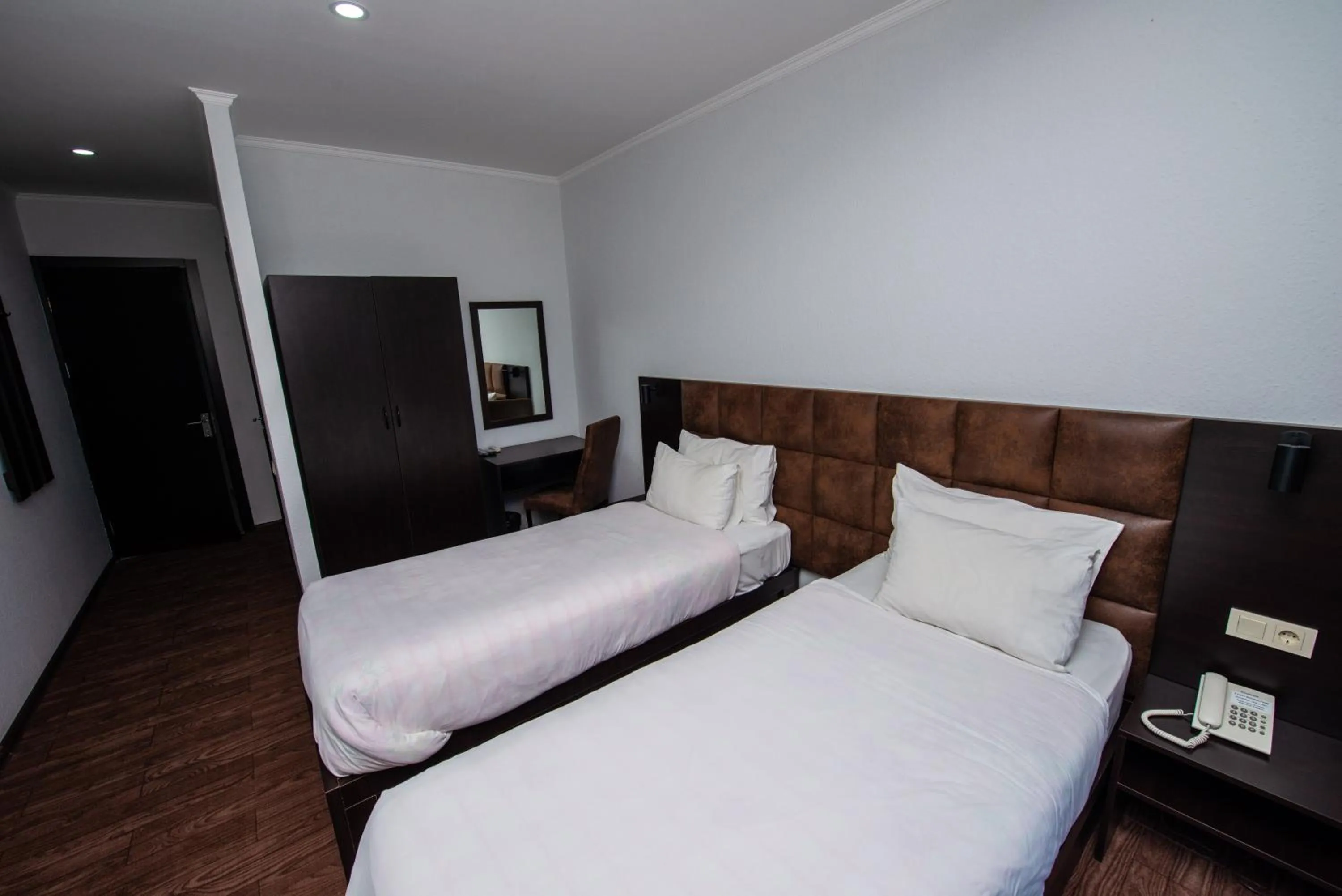 Standard Twin Room in Hotel Shine Palace