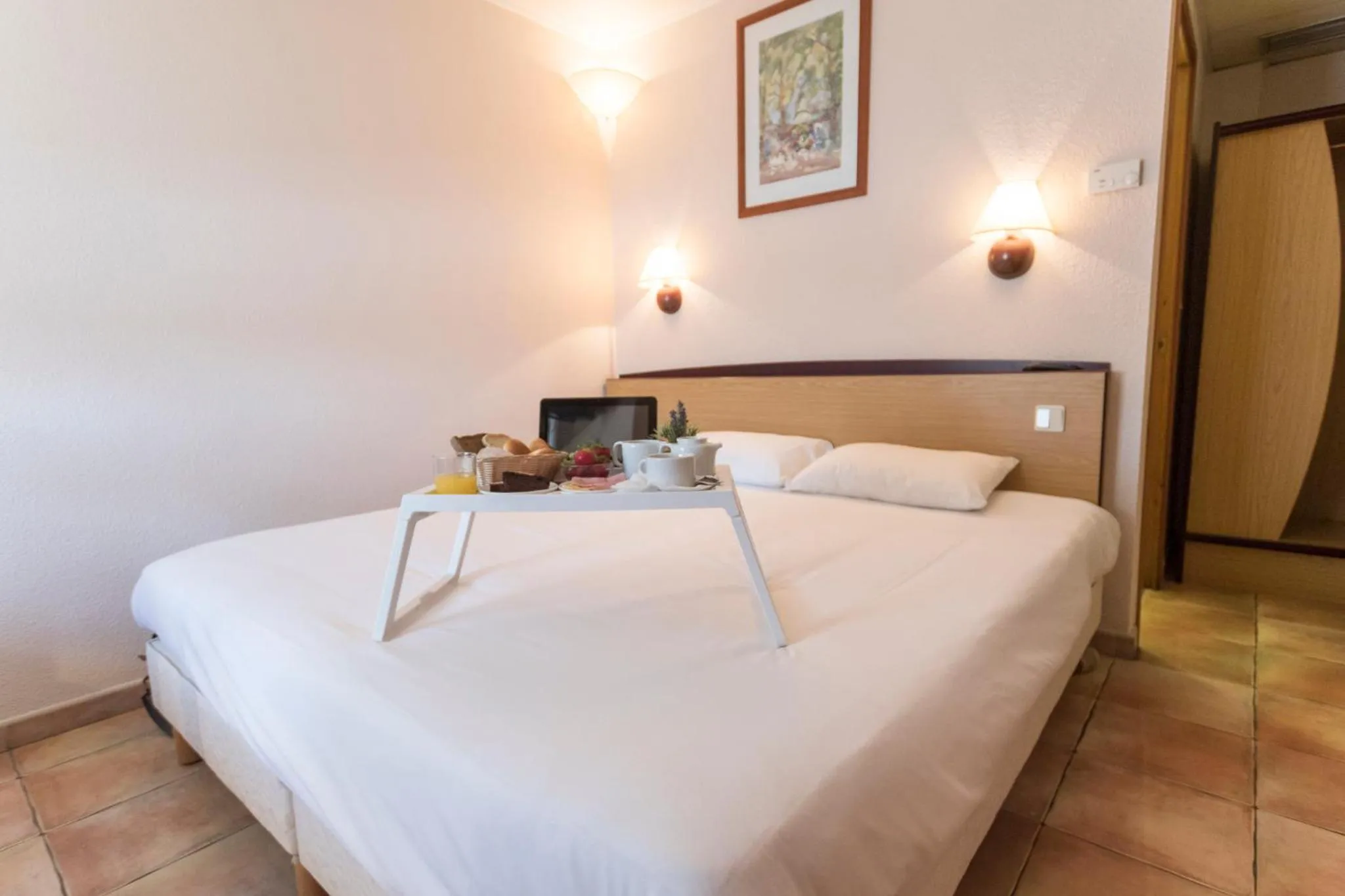 Double Room - single occupancy in Campanile Setubal - Lisboa Sul