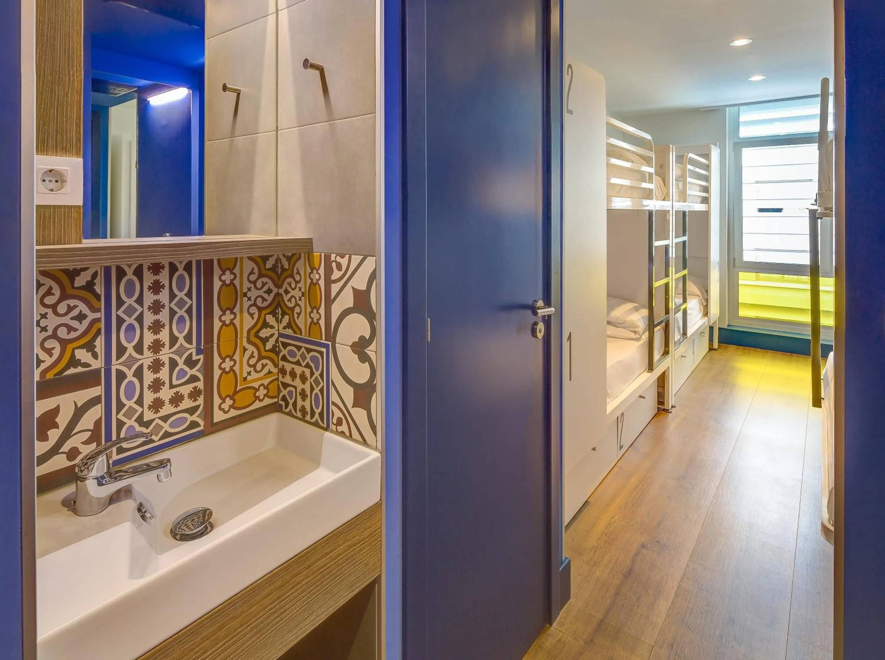 Bed in 6-Bed Dormitory Room in Generator Barcelona