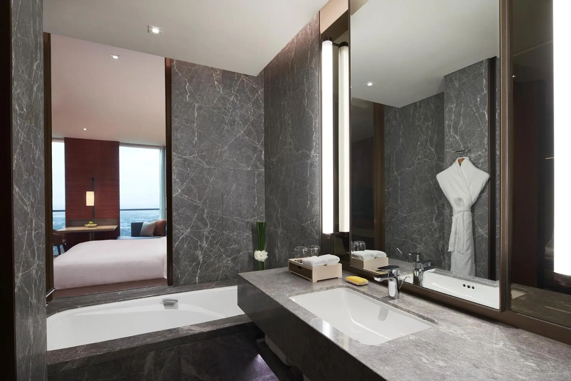 Twin Room with Lake View in Hyatt Regency Shanghai Jiading