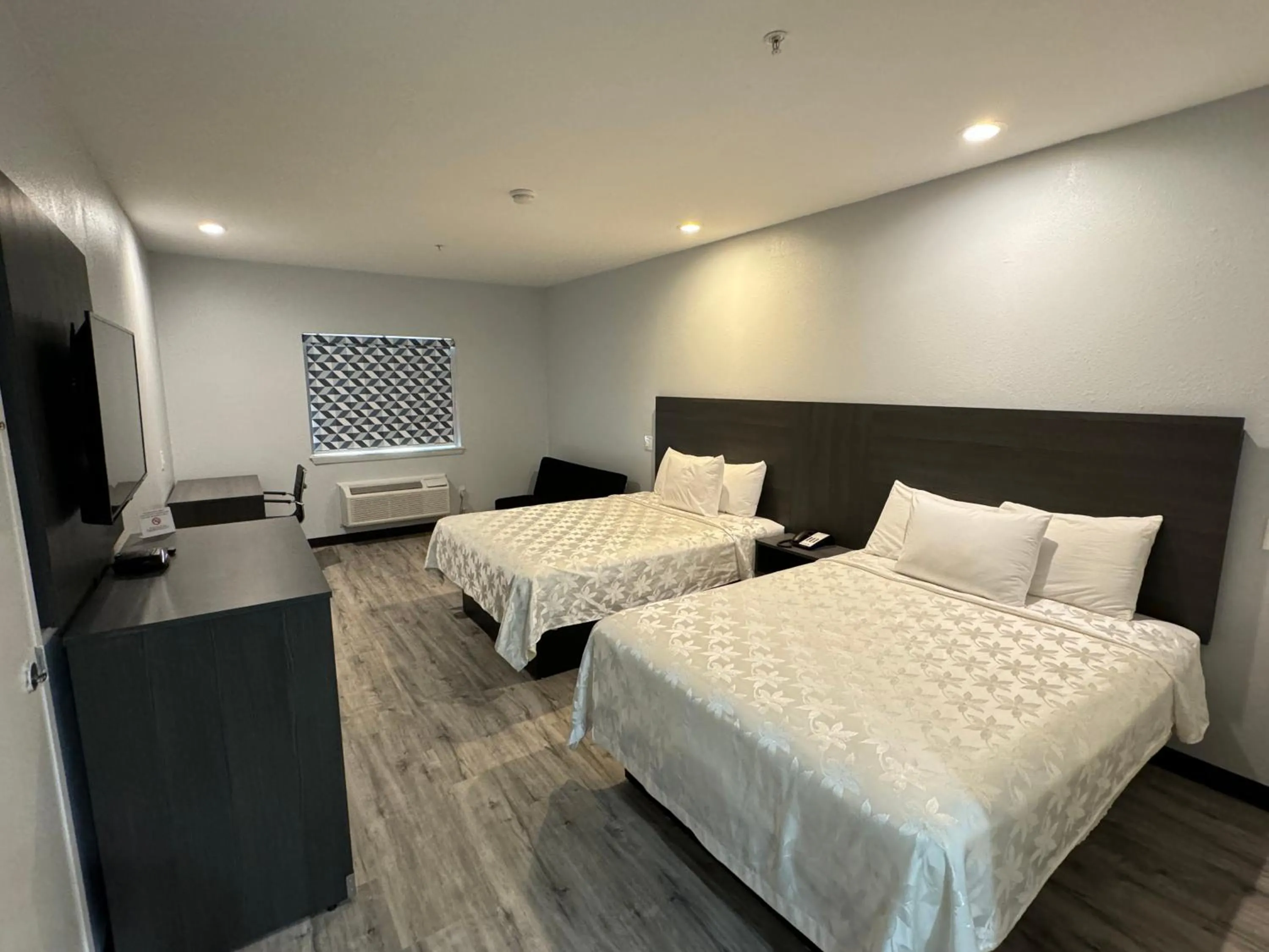 Double Suite with Two Double Beds in Americas Best Value Inn & Suites Haltom City Ft. Worth