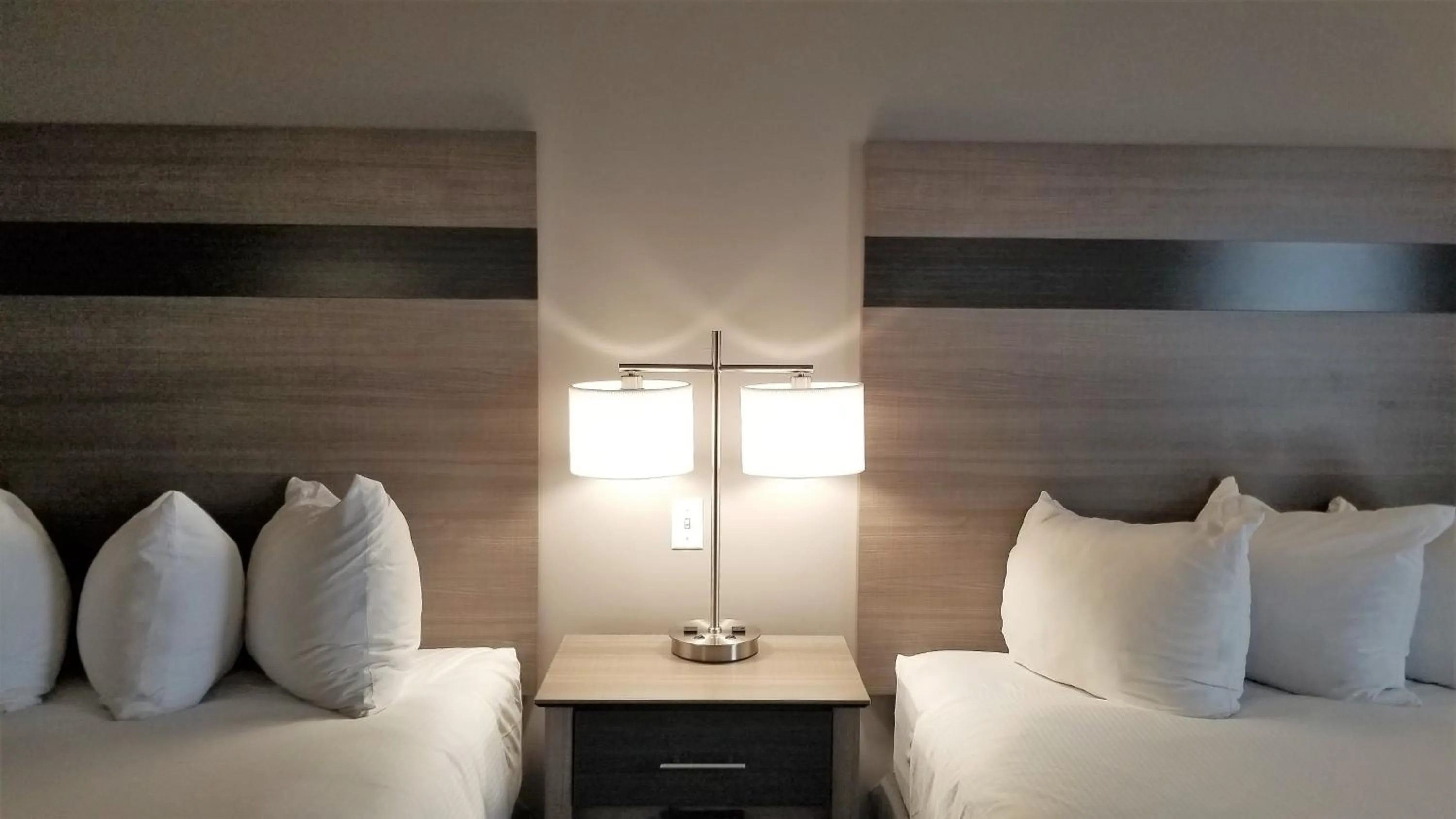 King Room with Two King Beds - Non-Smoking in Wingate by Wyndham Lima